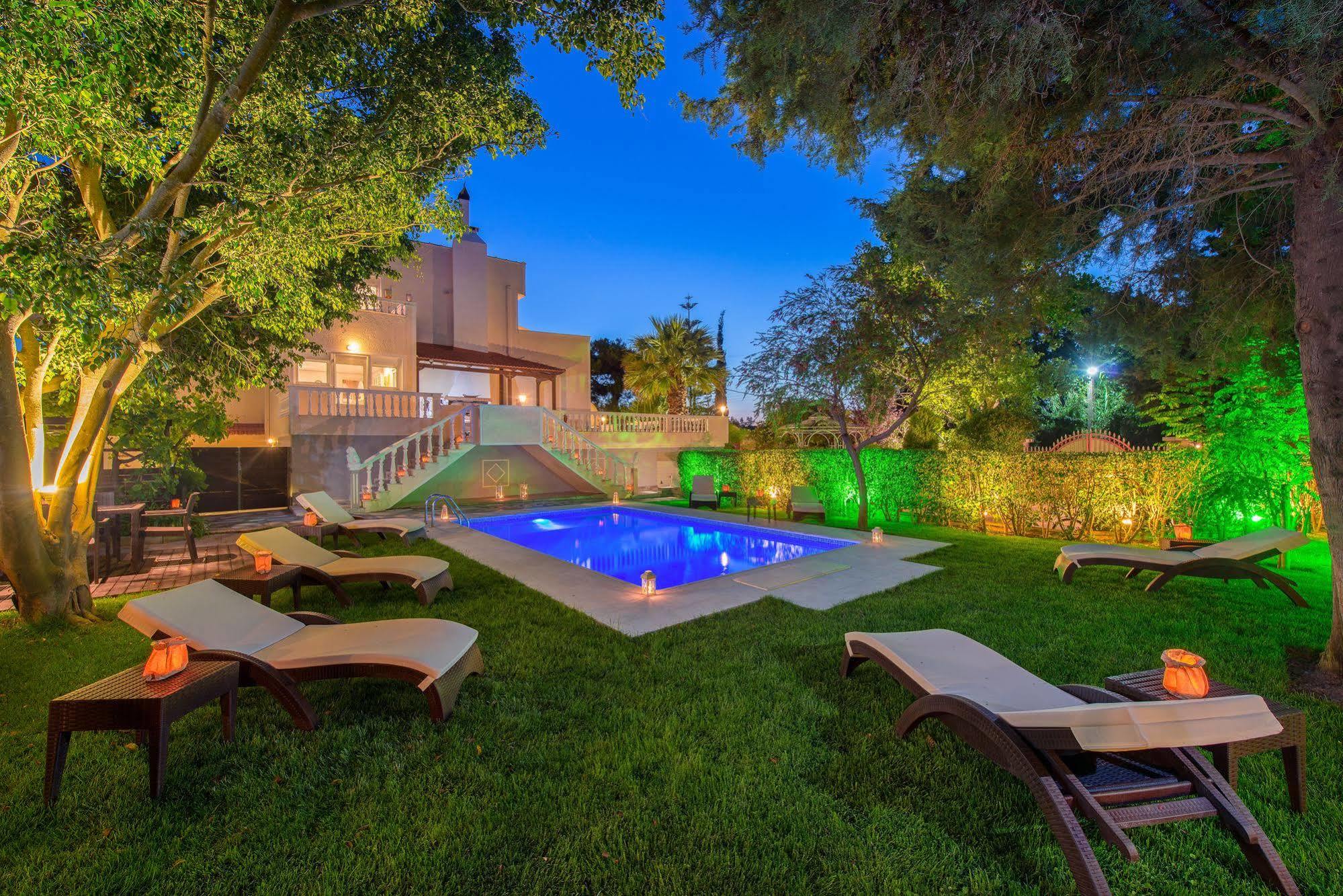 Small Paradise With Pool & Jacuzzi 