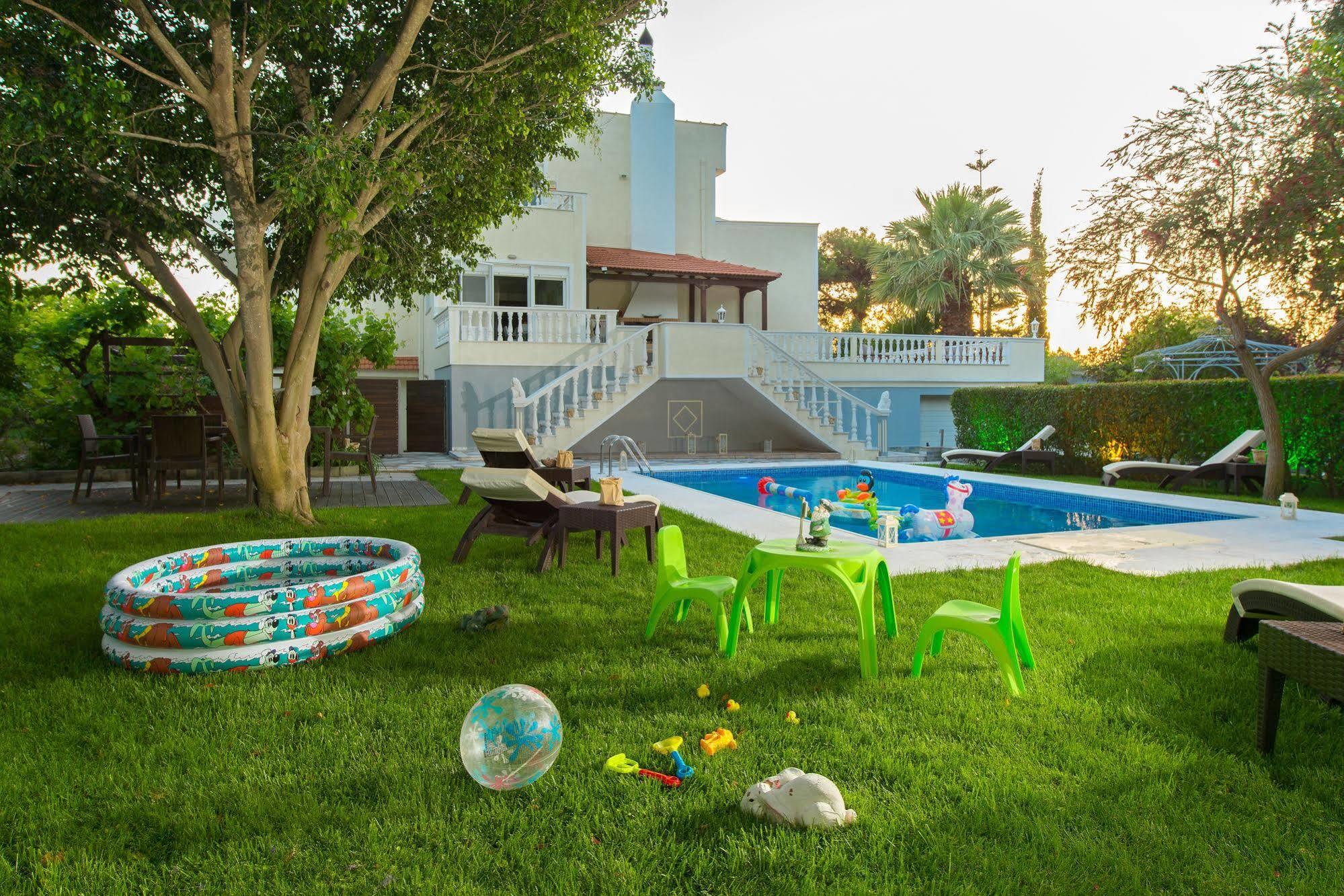 Villa Small Paradise With Pool & Jacuzzi 
