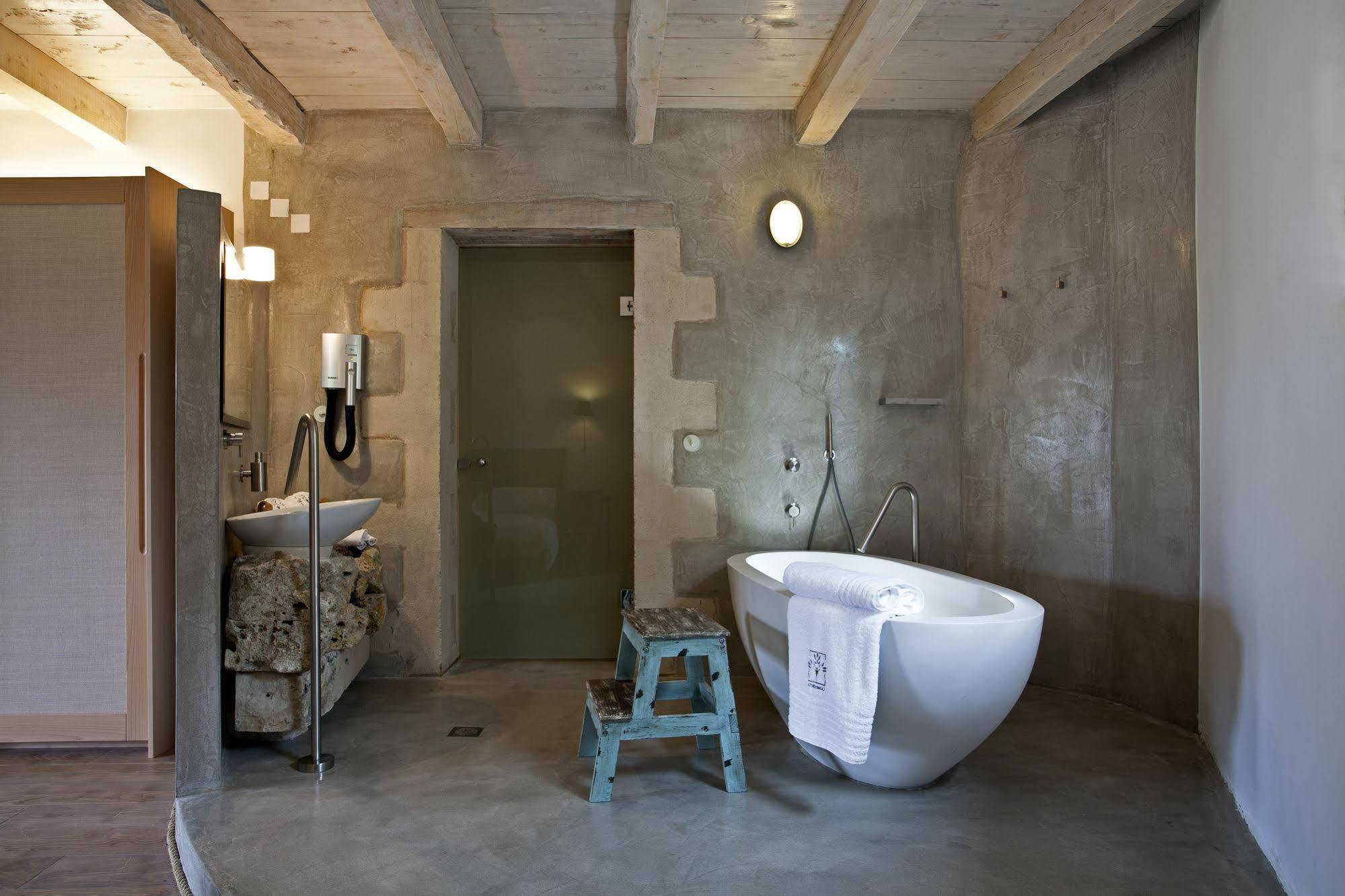 Villa Athermigo Boutique Estate