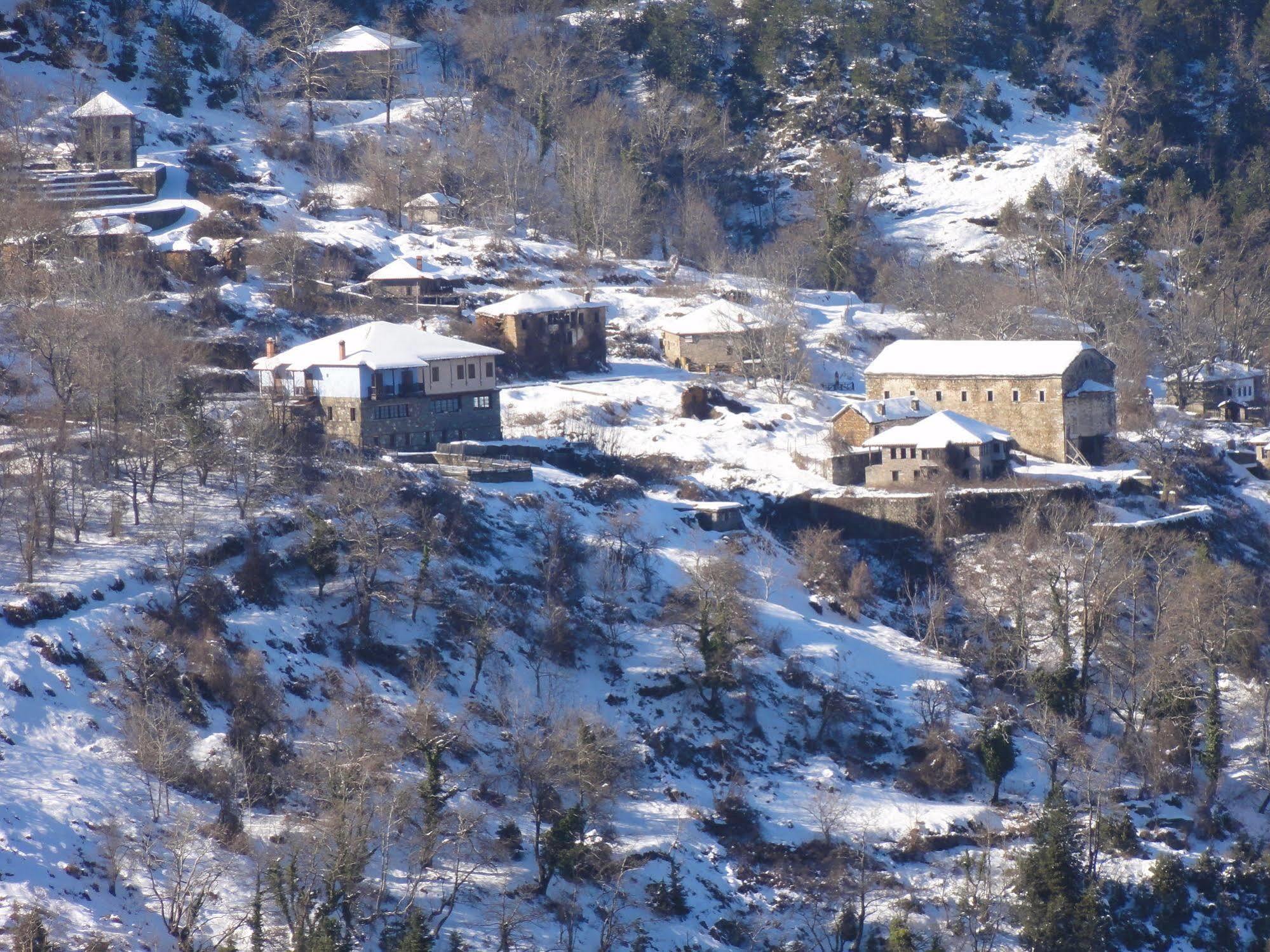 Sintrivanis Mountain Ano Skotina