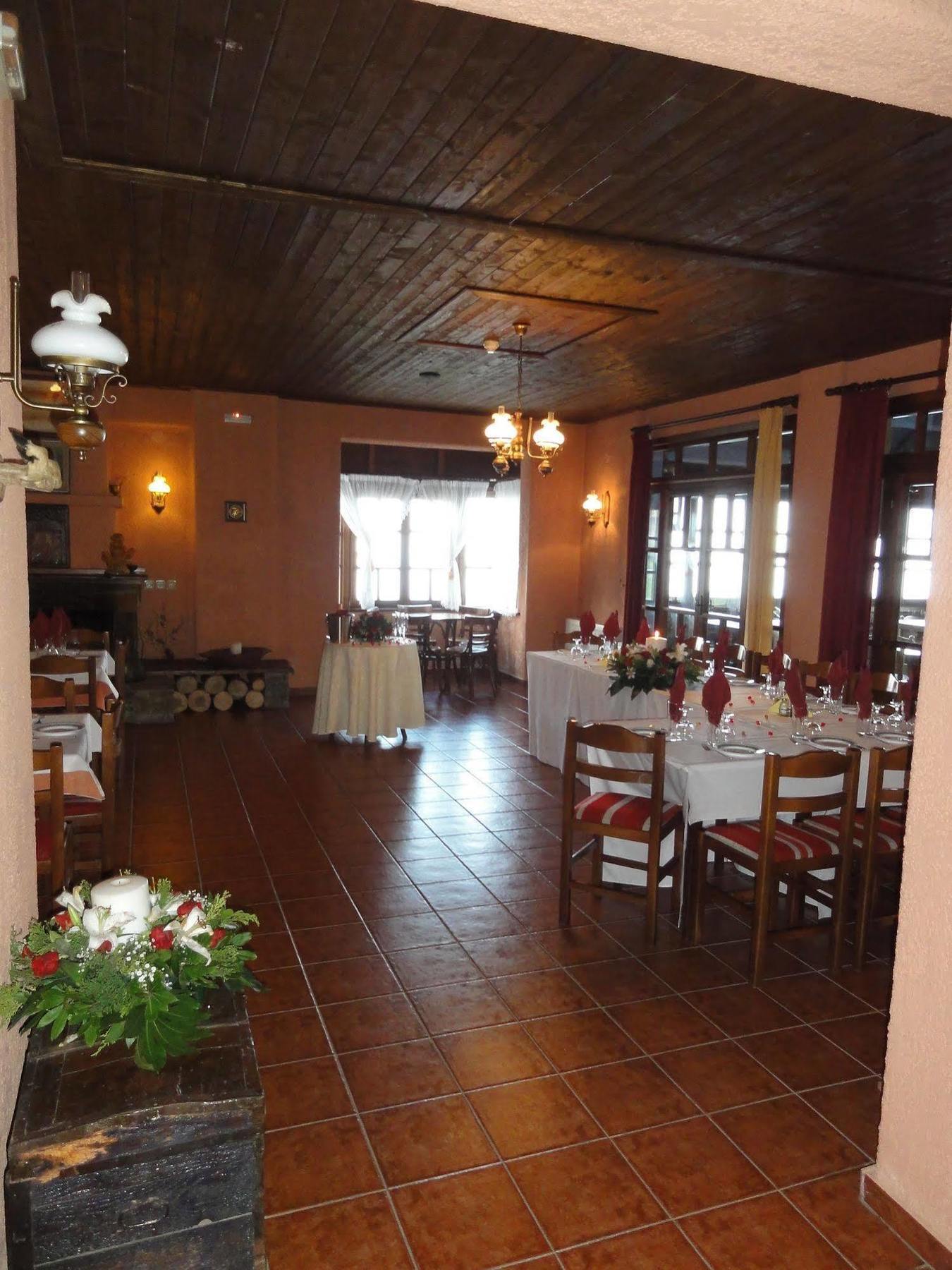 Sintrivanis Mountain Hotel 3*
