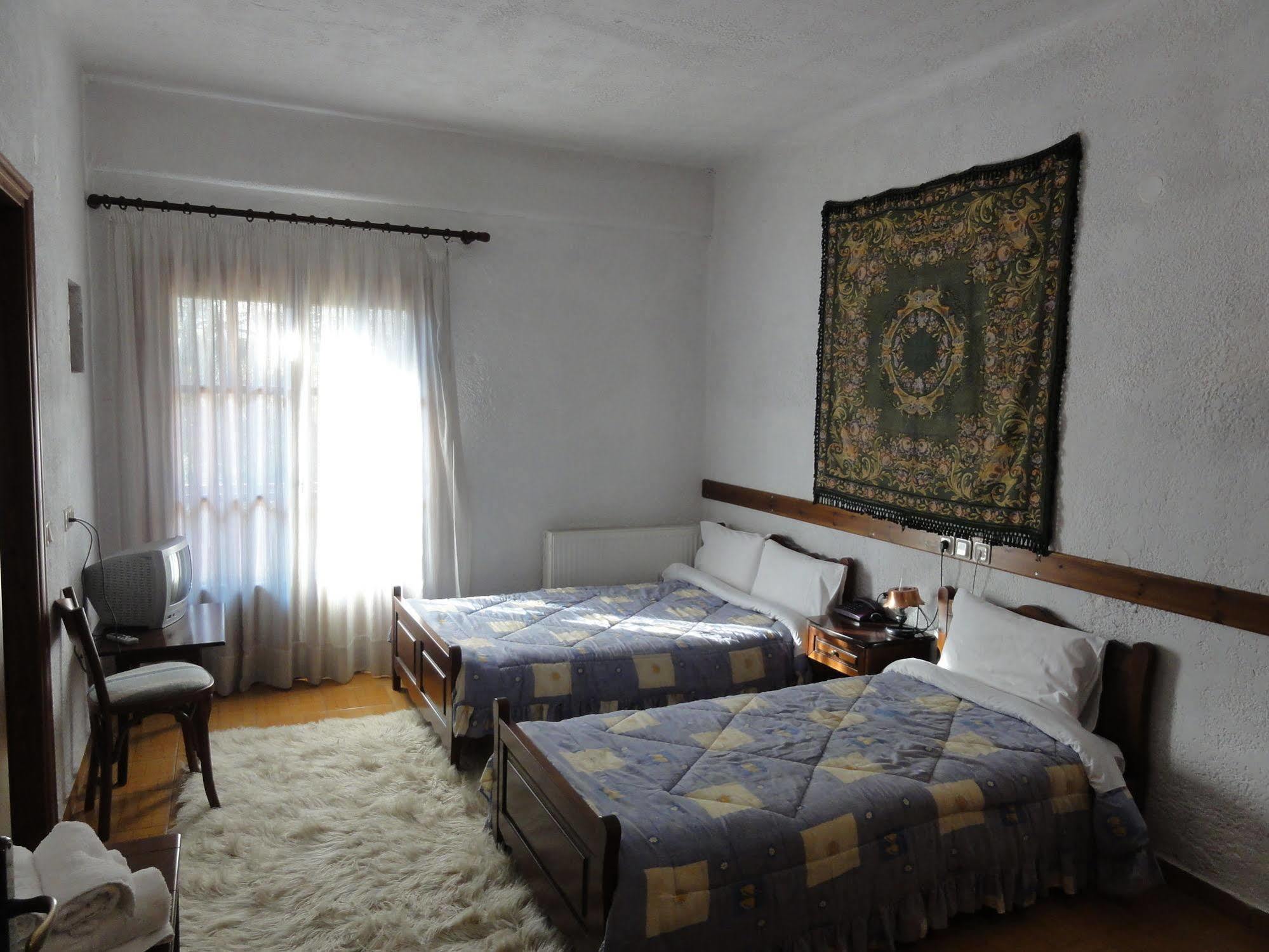 Hotel Sintrivanis Mountain