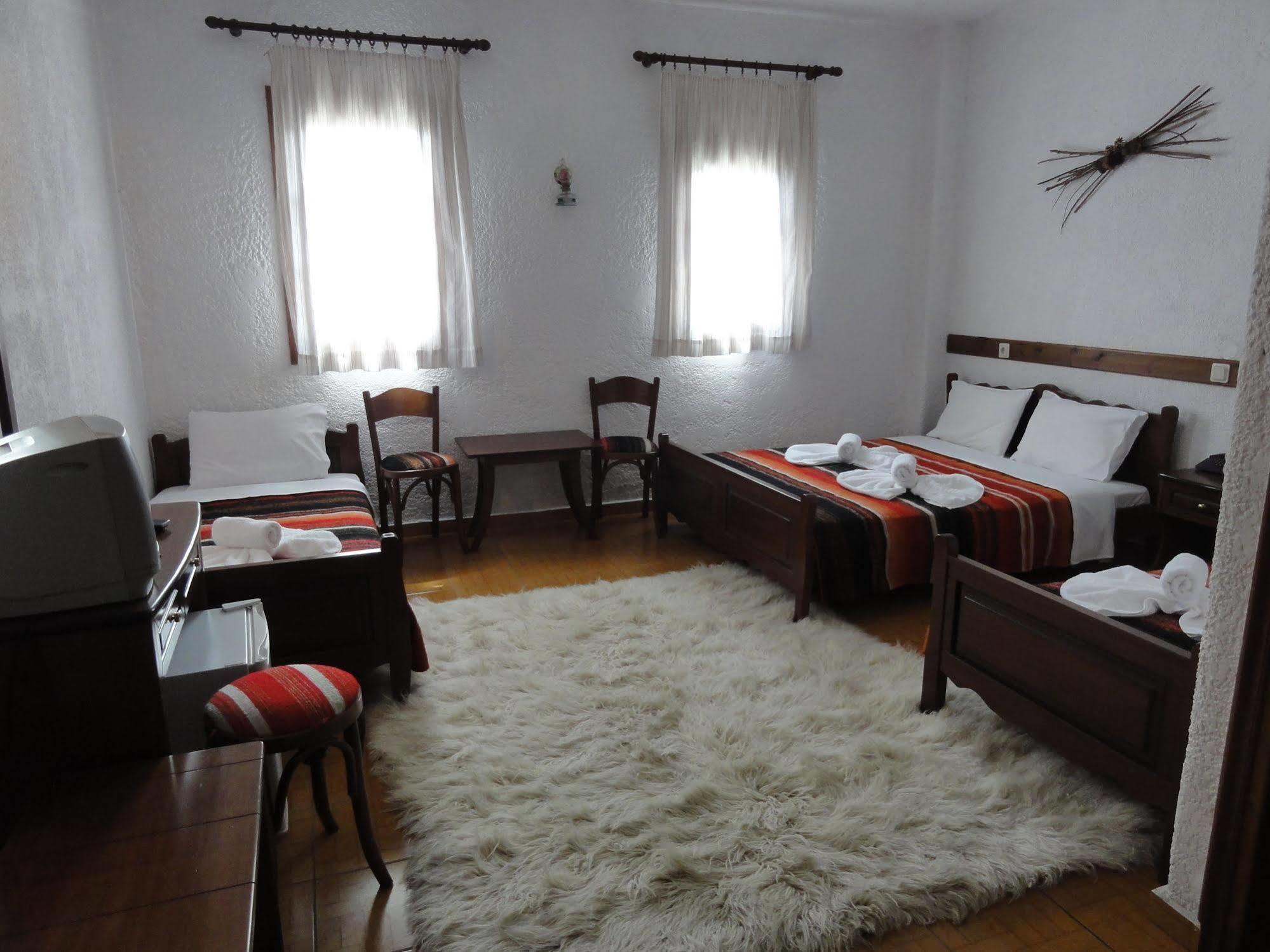 Sintrivanis Mountain Hotel