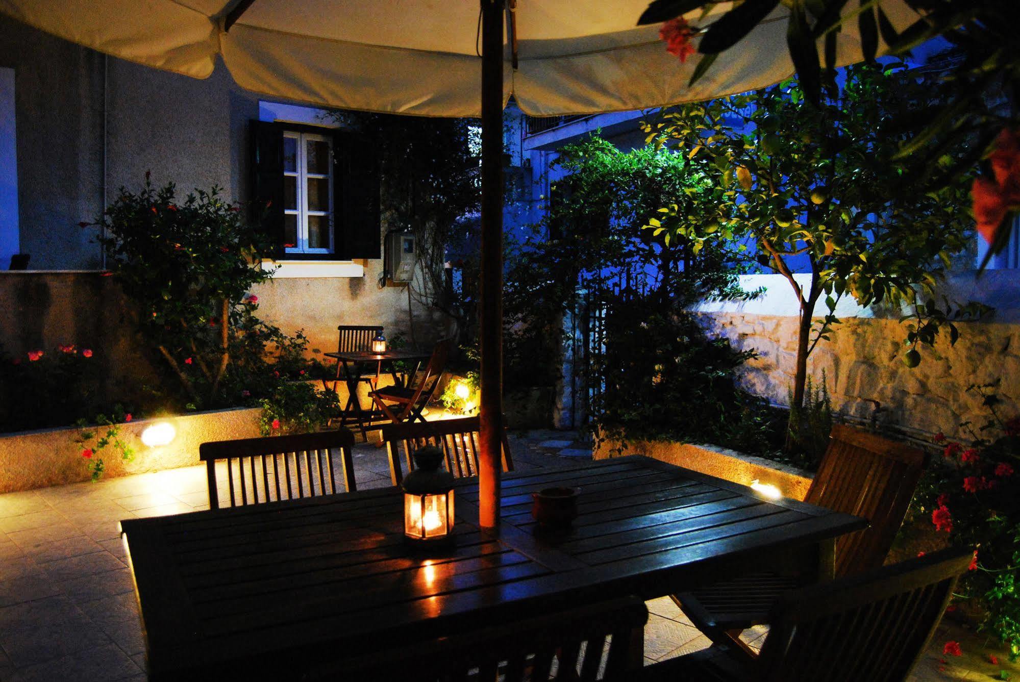 Guest house Twin House Spetses Town