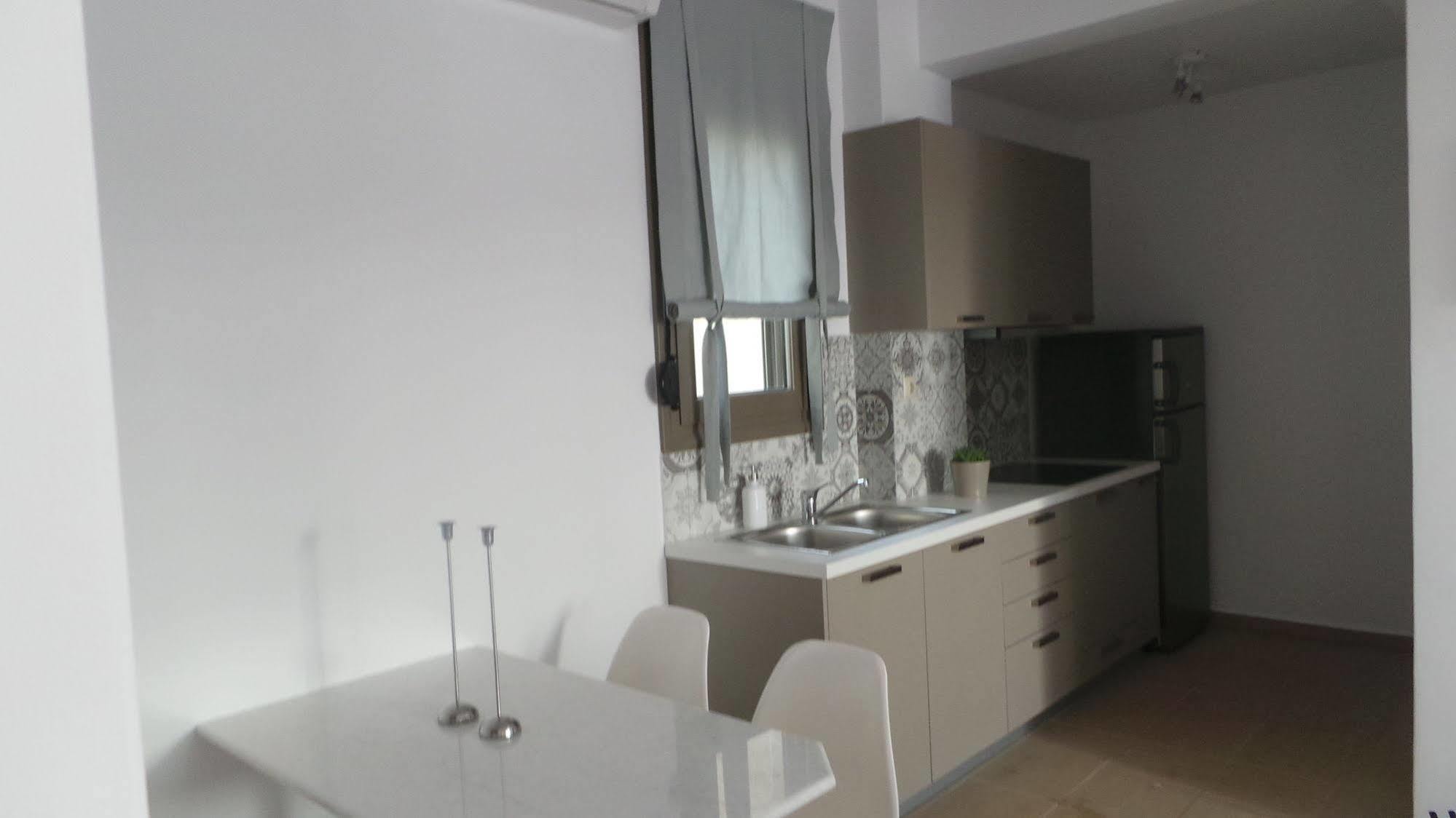 Apartment Niovi Boutique *