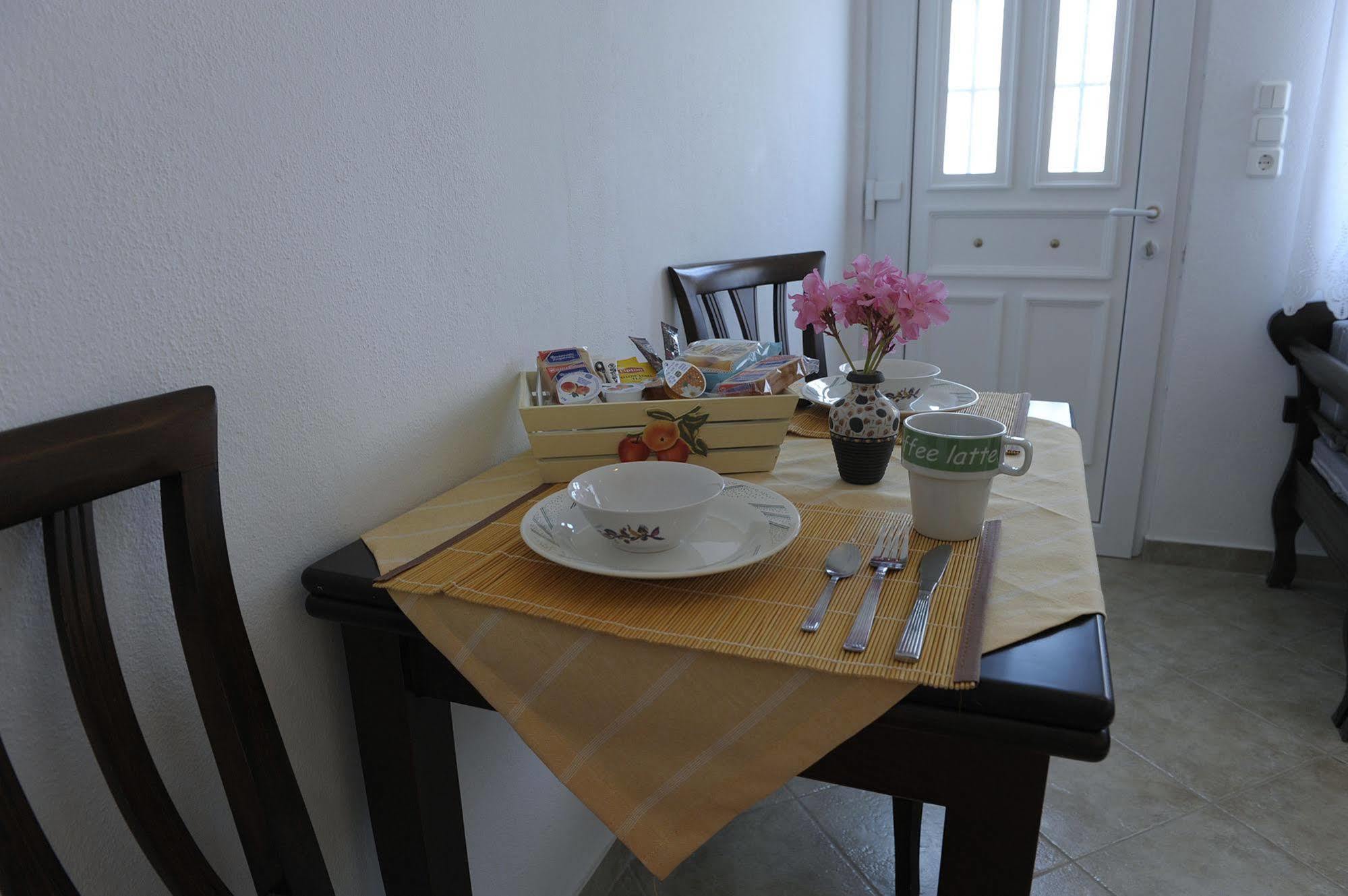 Apartment Tsakanos Adamantas (Milos)