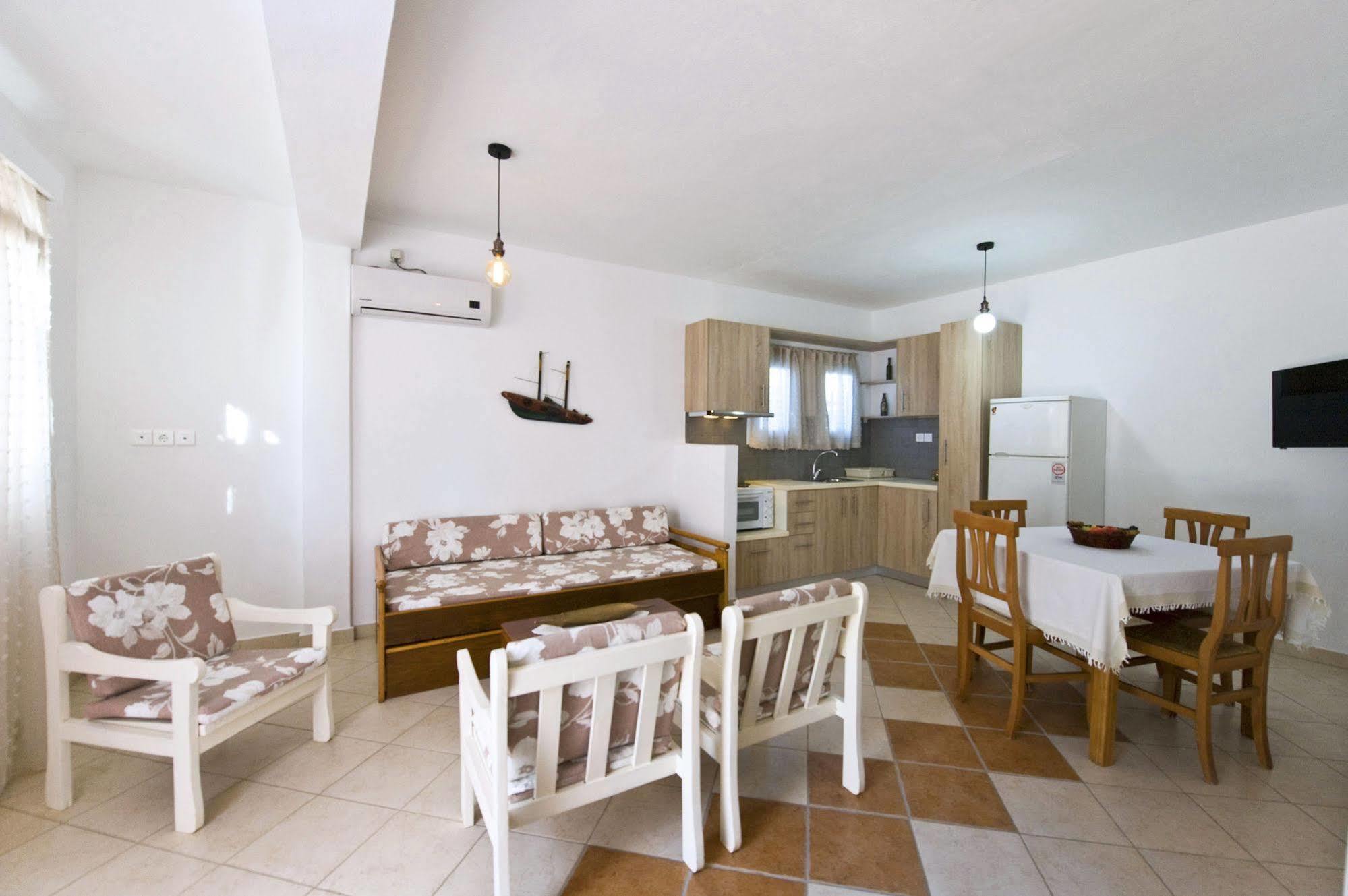 Tsakanos Adamantas (Milos)
