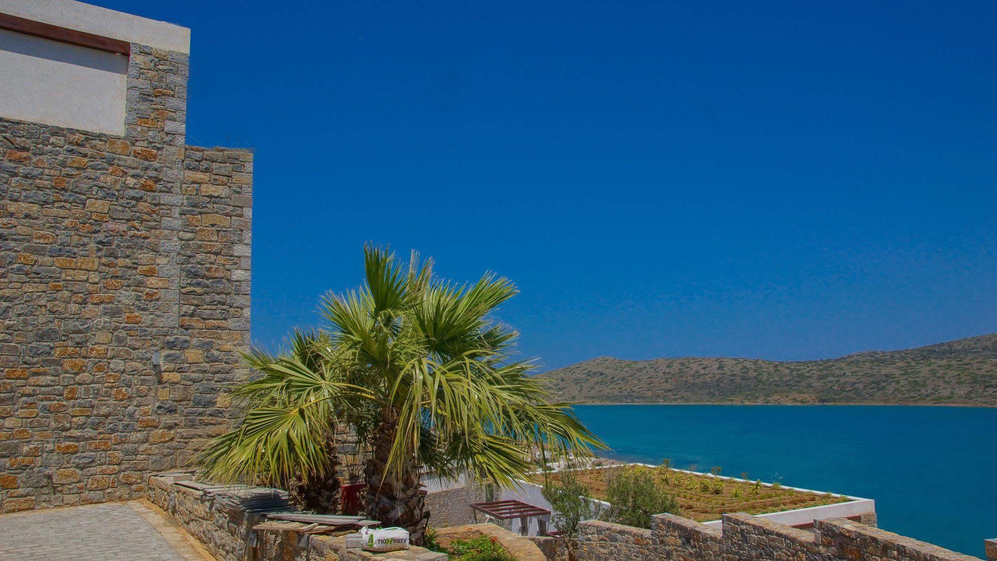 Royal Marmin Bay Boutique & Art (adults Only)