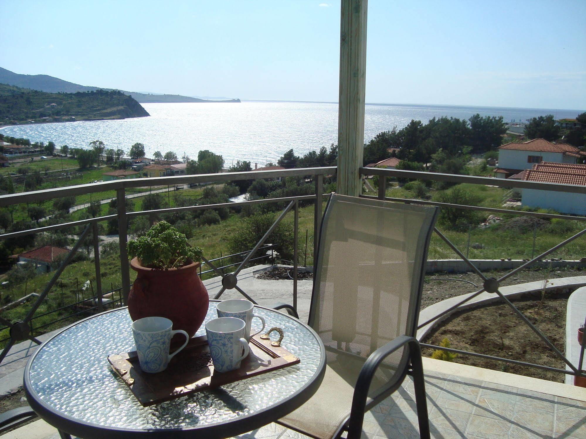 Hill Aparthotel