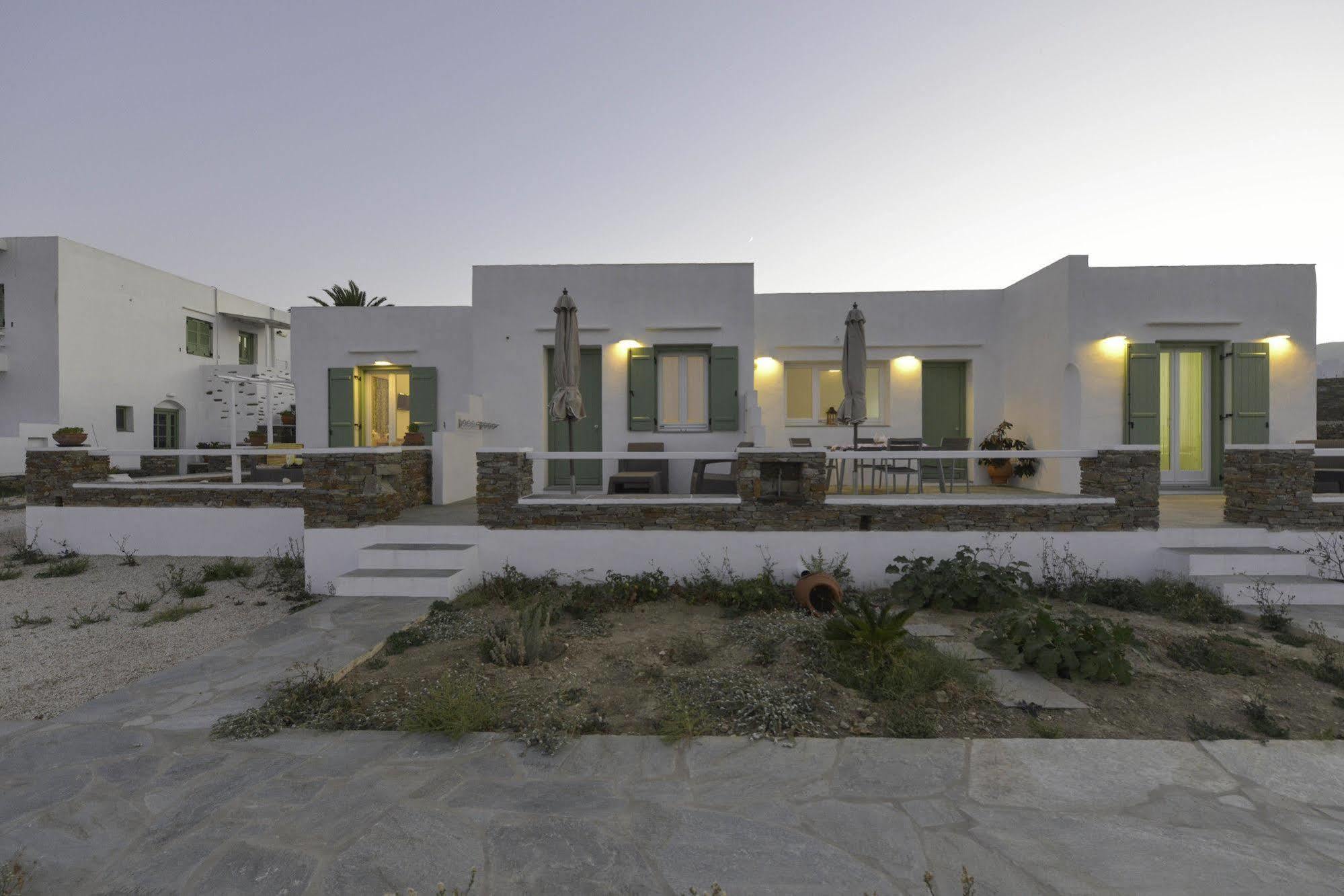 & Archontou Bed & Breakfast 3*