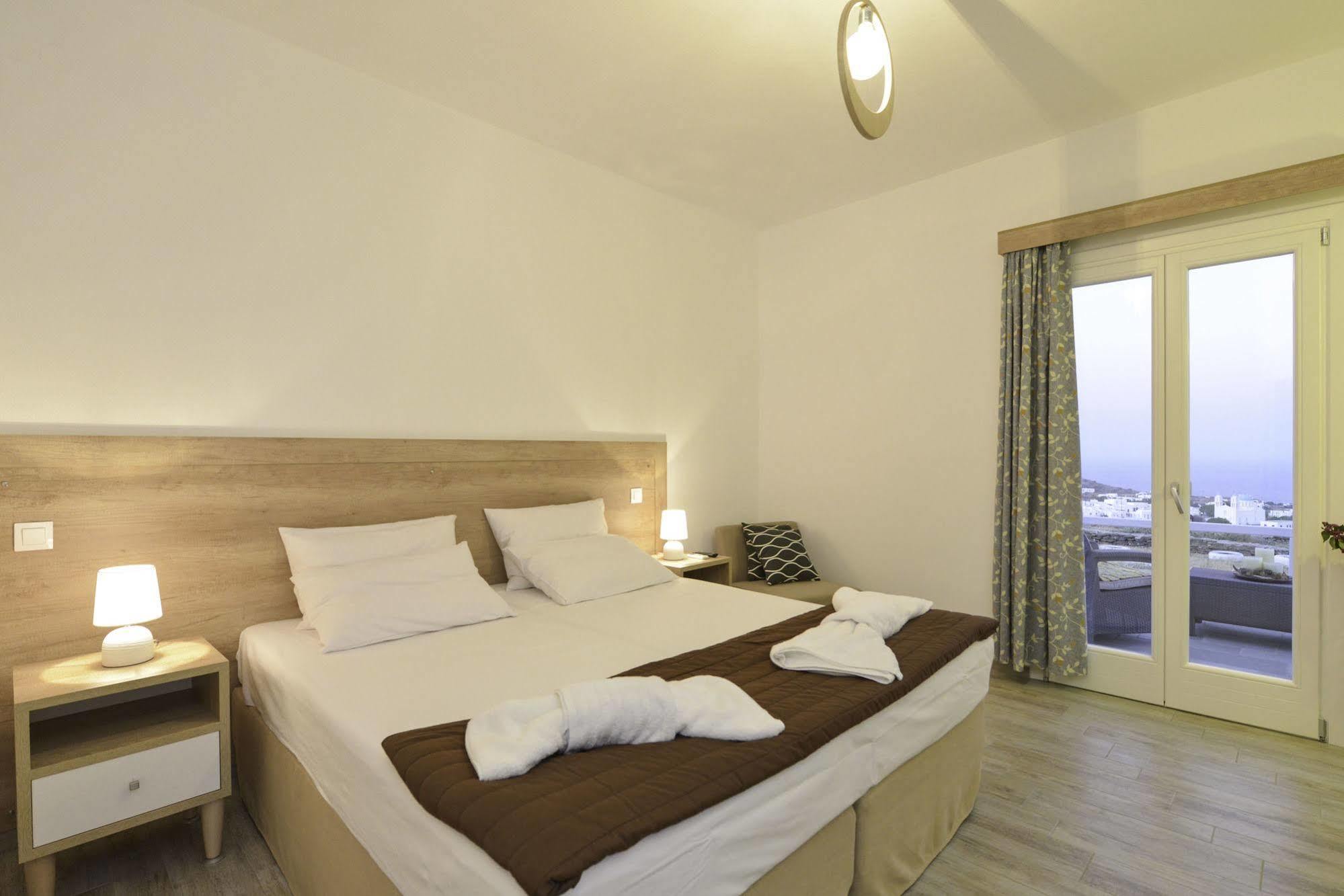 Bed & Breakfast & Archontou