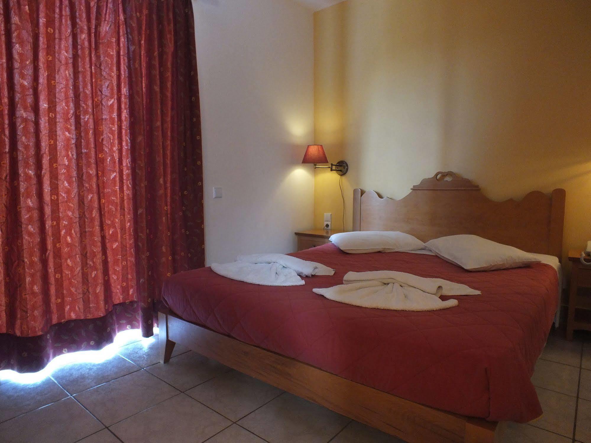 Golden - & Aparthotel 3*