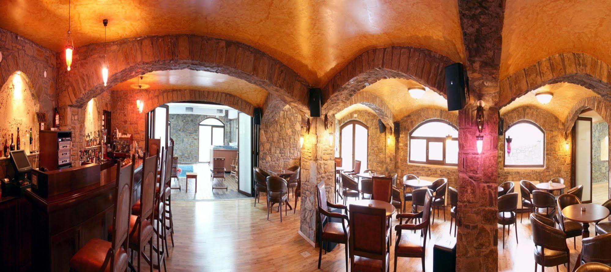 Hotel Vasilitsa 4*