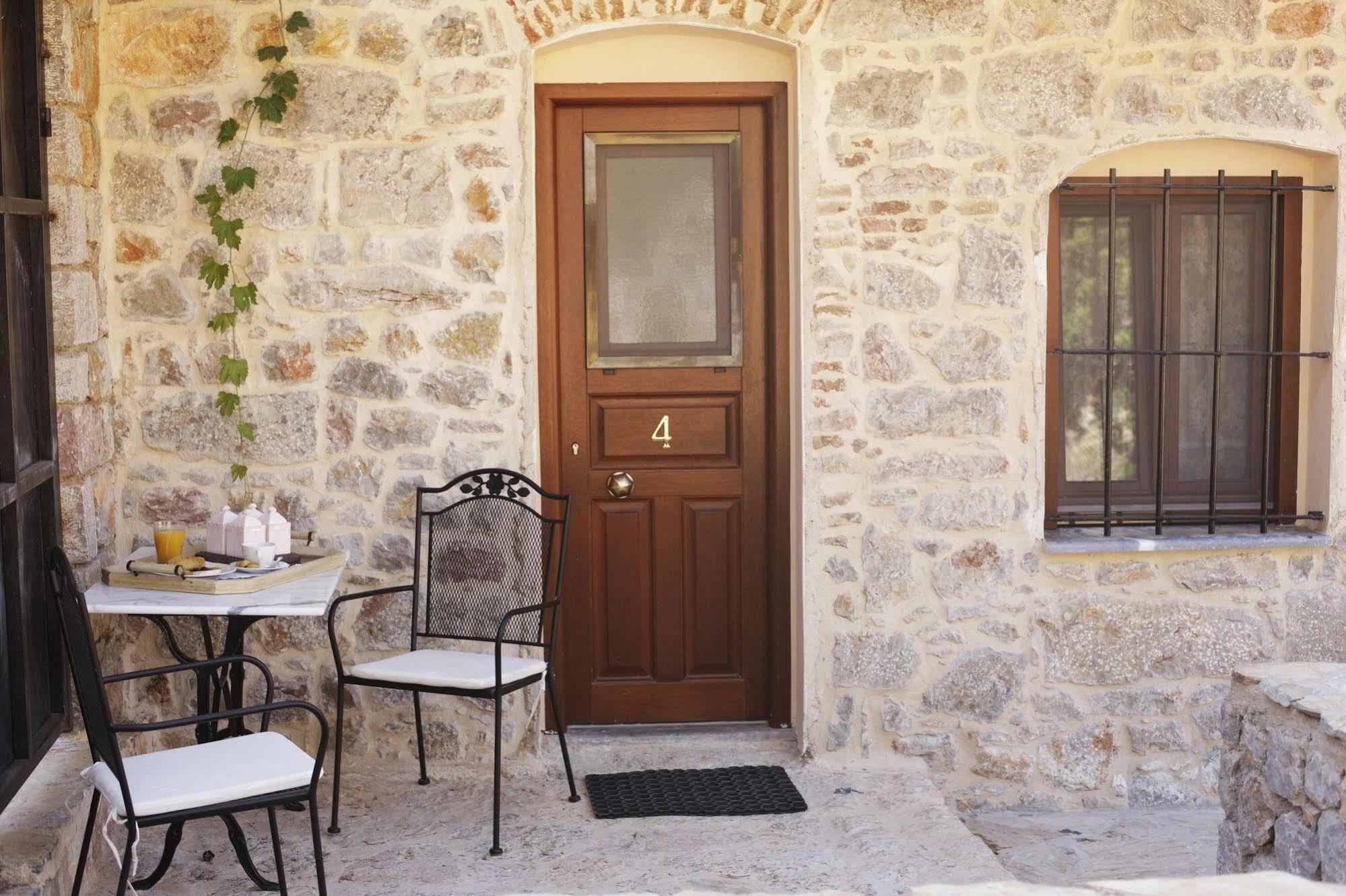 Traditional Ianthe Hotel 3*