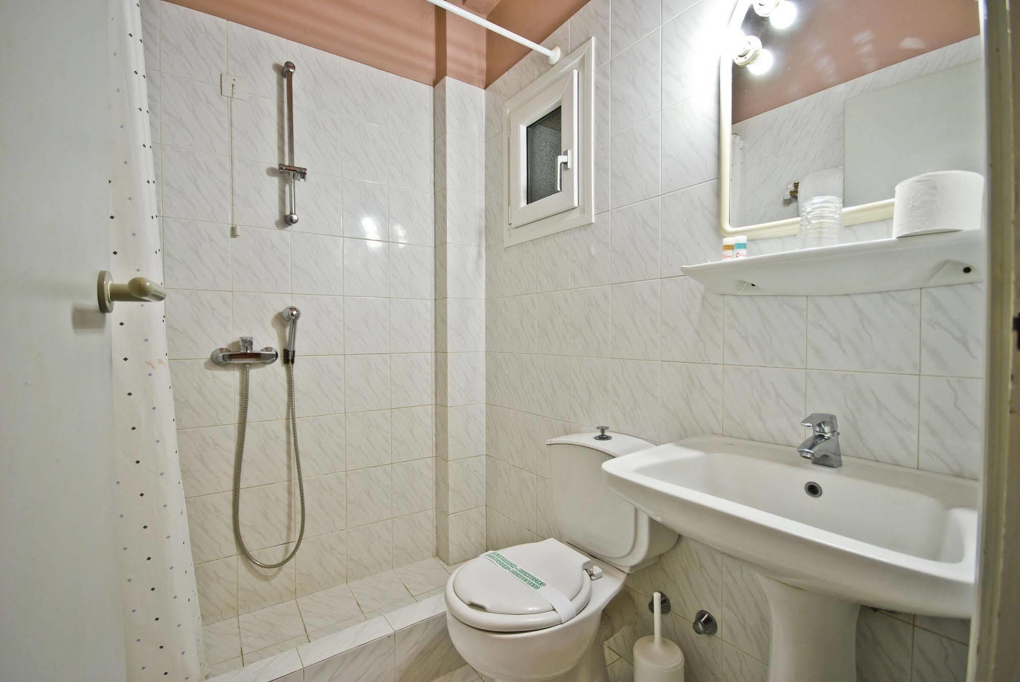 Coronis Hotel 2*