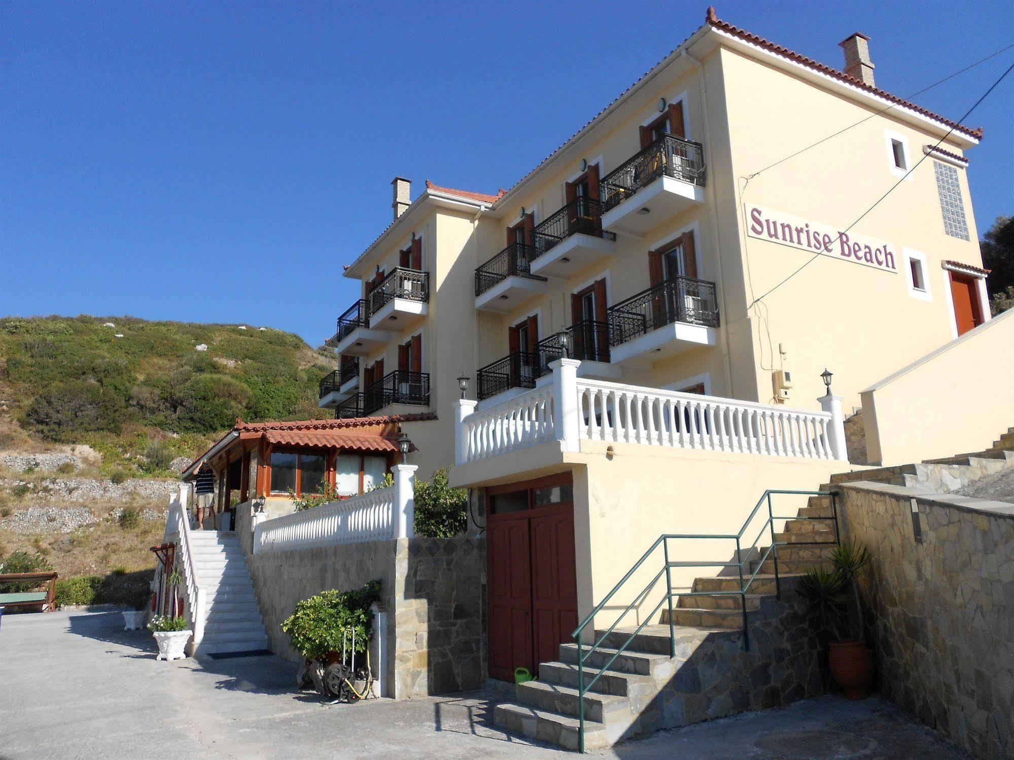 Hotel Sunrise 3*