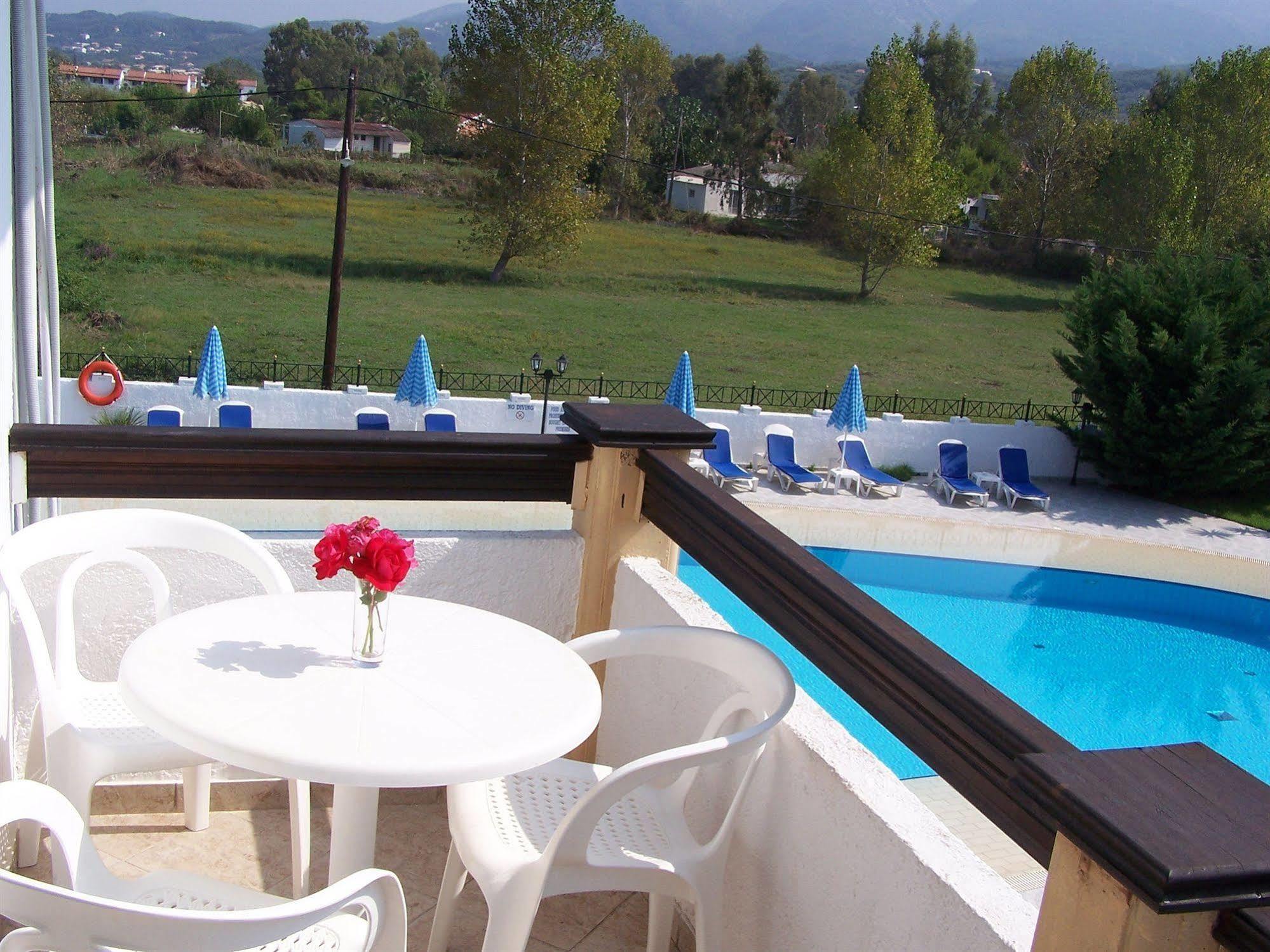 Aparthotel Ninos On The Roda (Corfu)