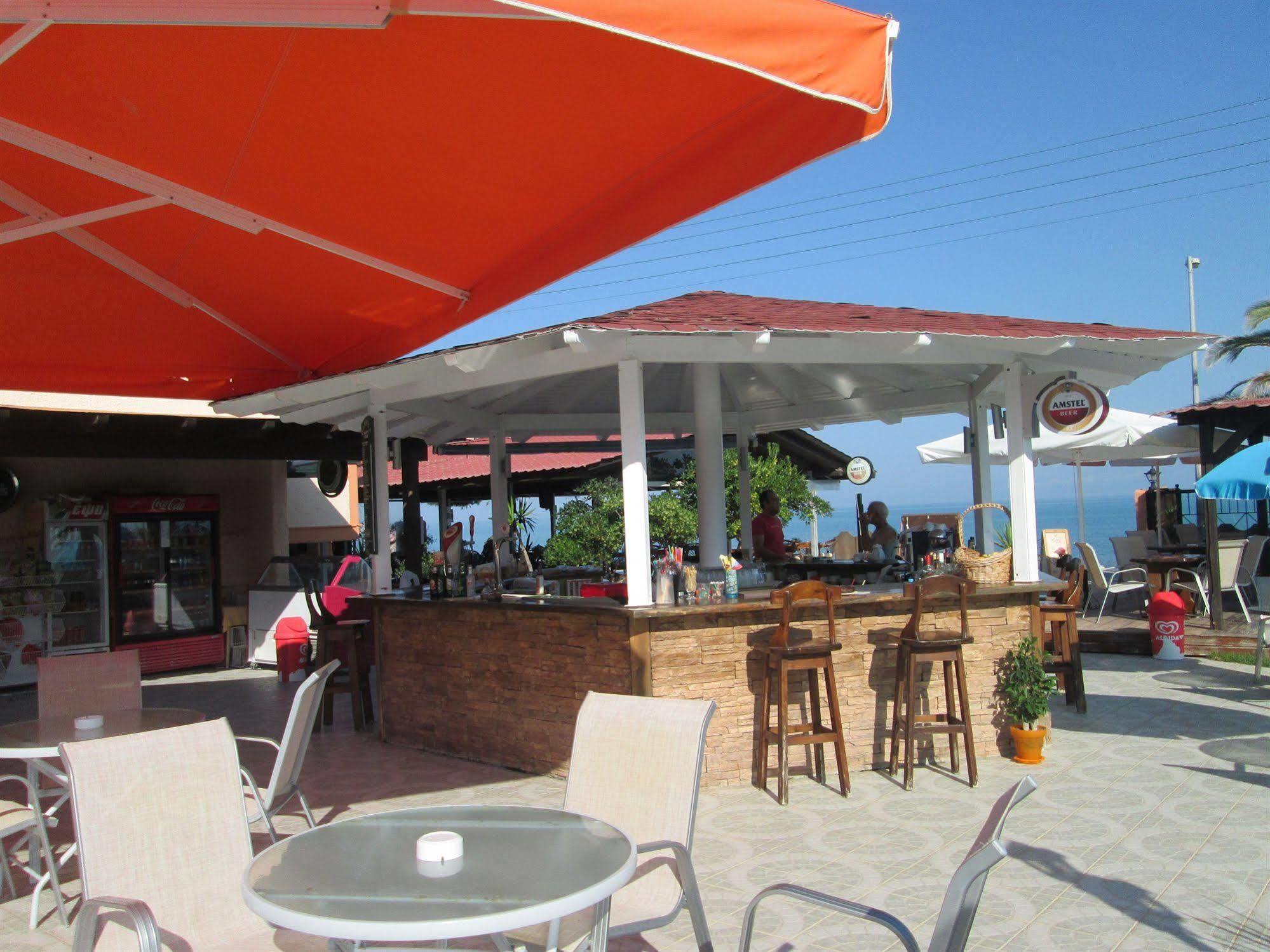 Ninos On The 2* Roda (Corfu)