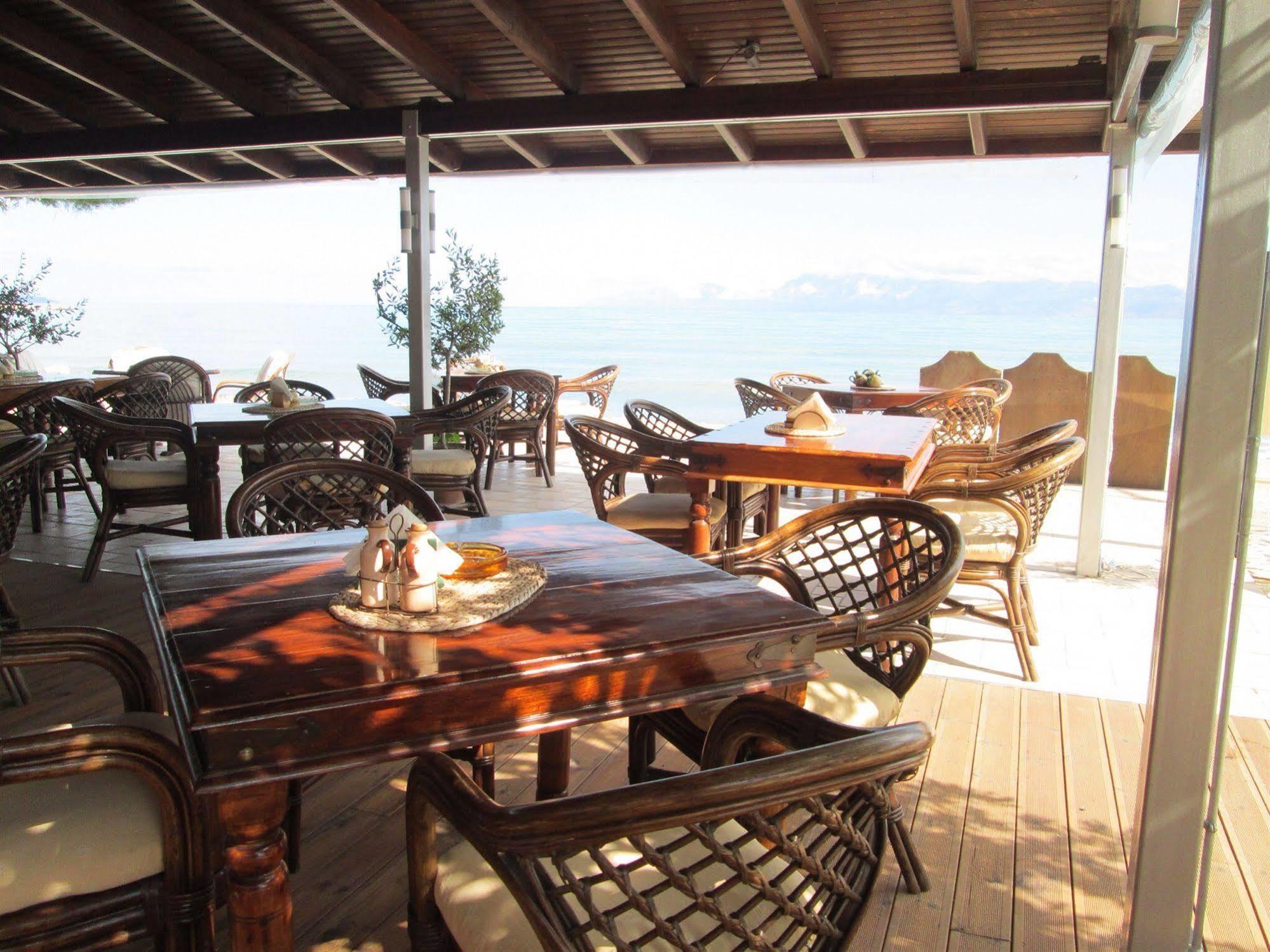 Ninos On The 2* Roda (Corfu)
