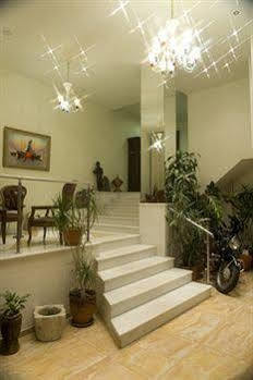 Comfort Hotel 2*