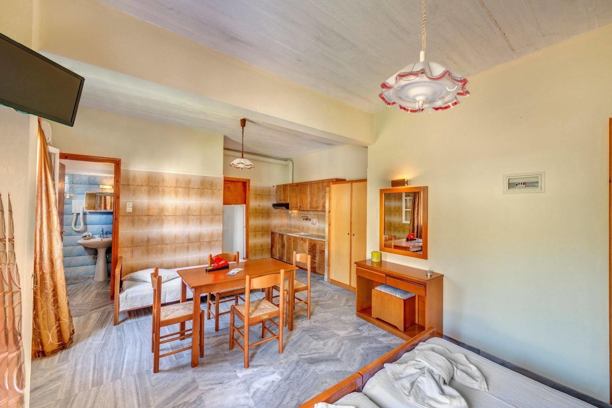 Smaragdi Aparthotel Vissa