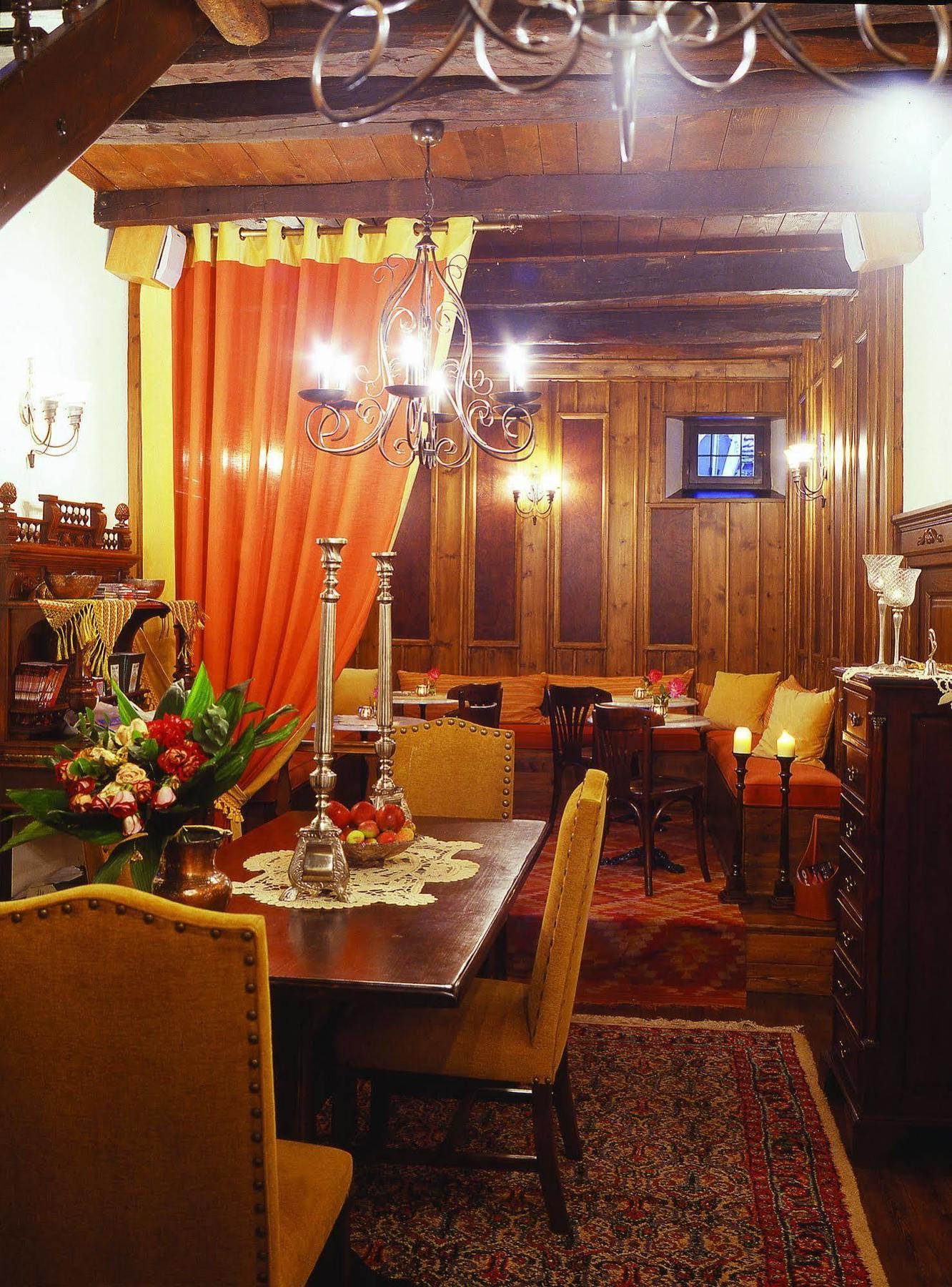 Santikos Mansion, Santikos Collection 4* Vizitsa