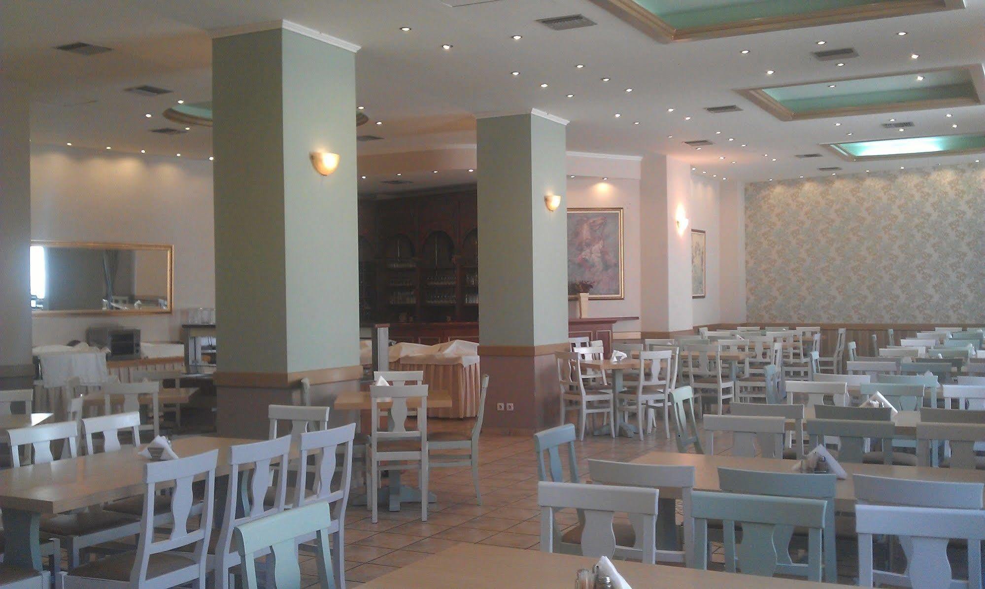 Itanos Hotel