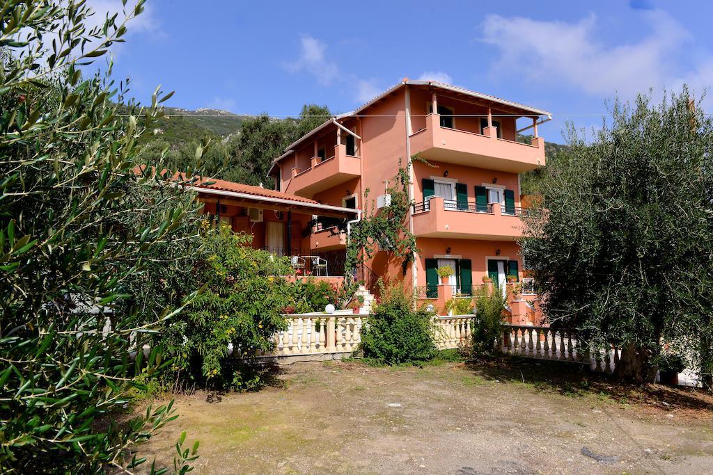 Paradise Apartment