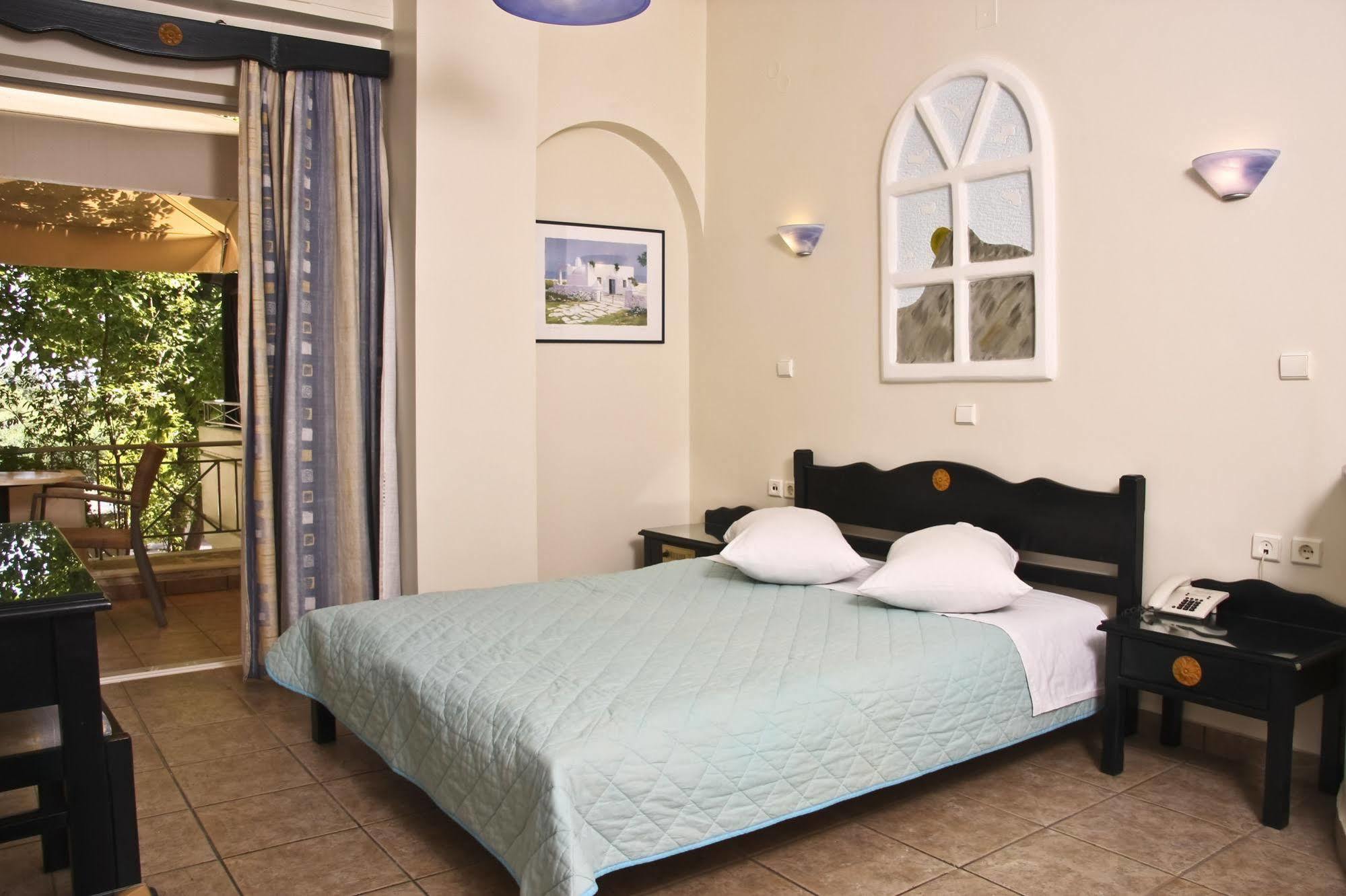 Sun Rise Hotel 3*