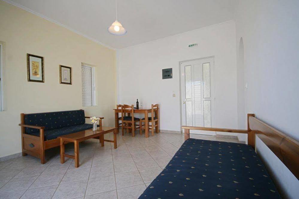 Aparthotel Mediterranean & Kissamos