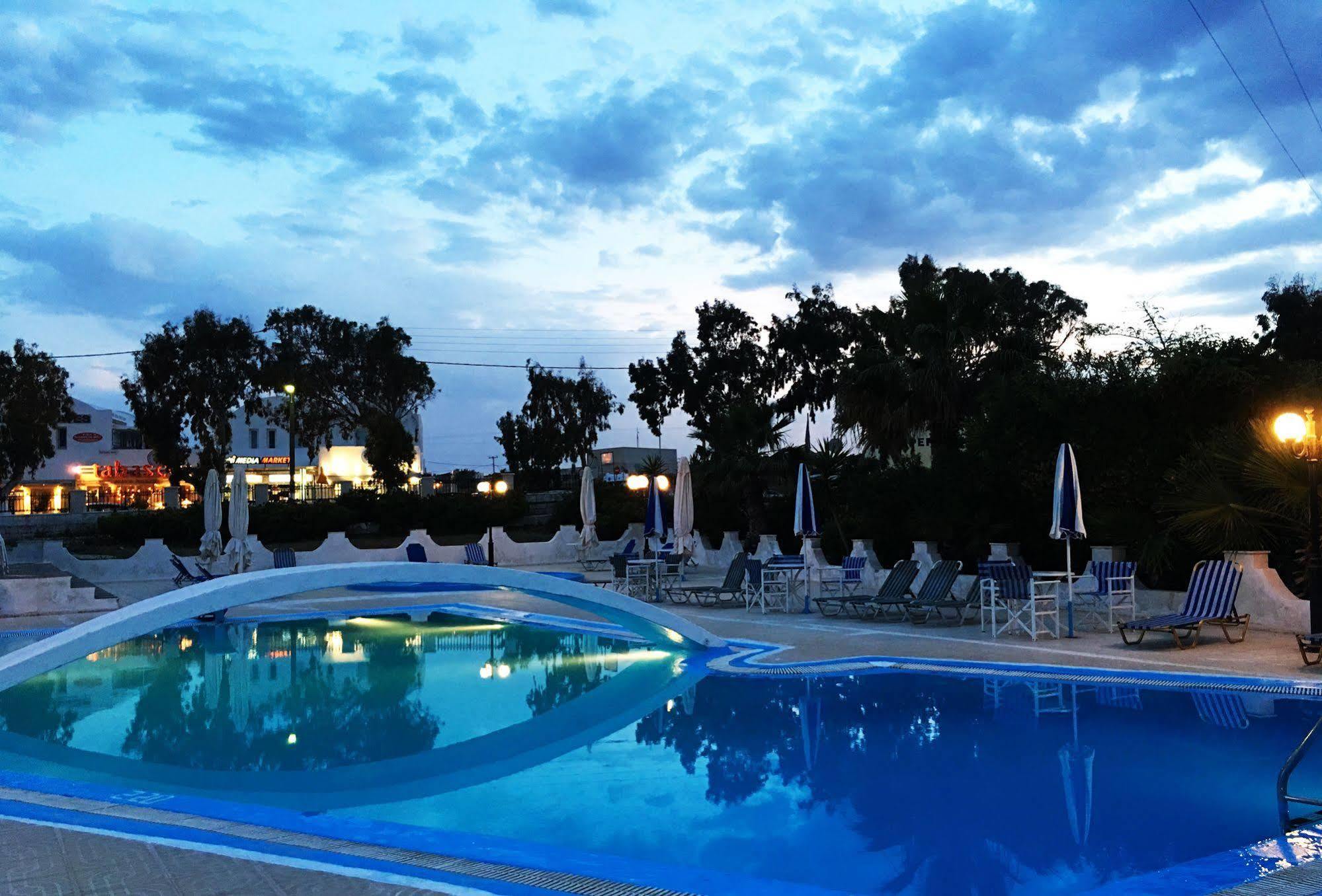 Hotel Lodos 2*