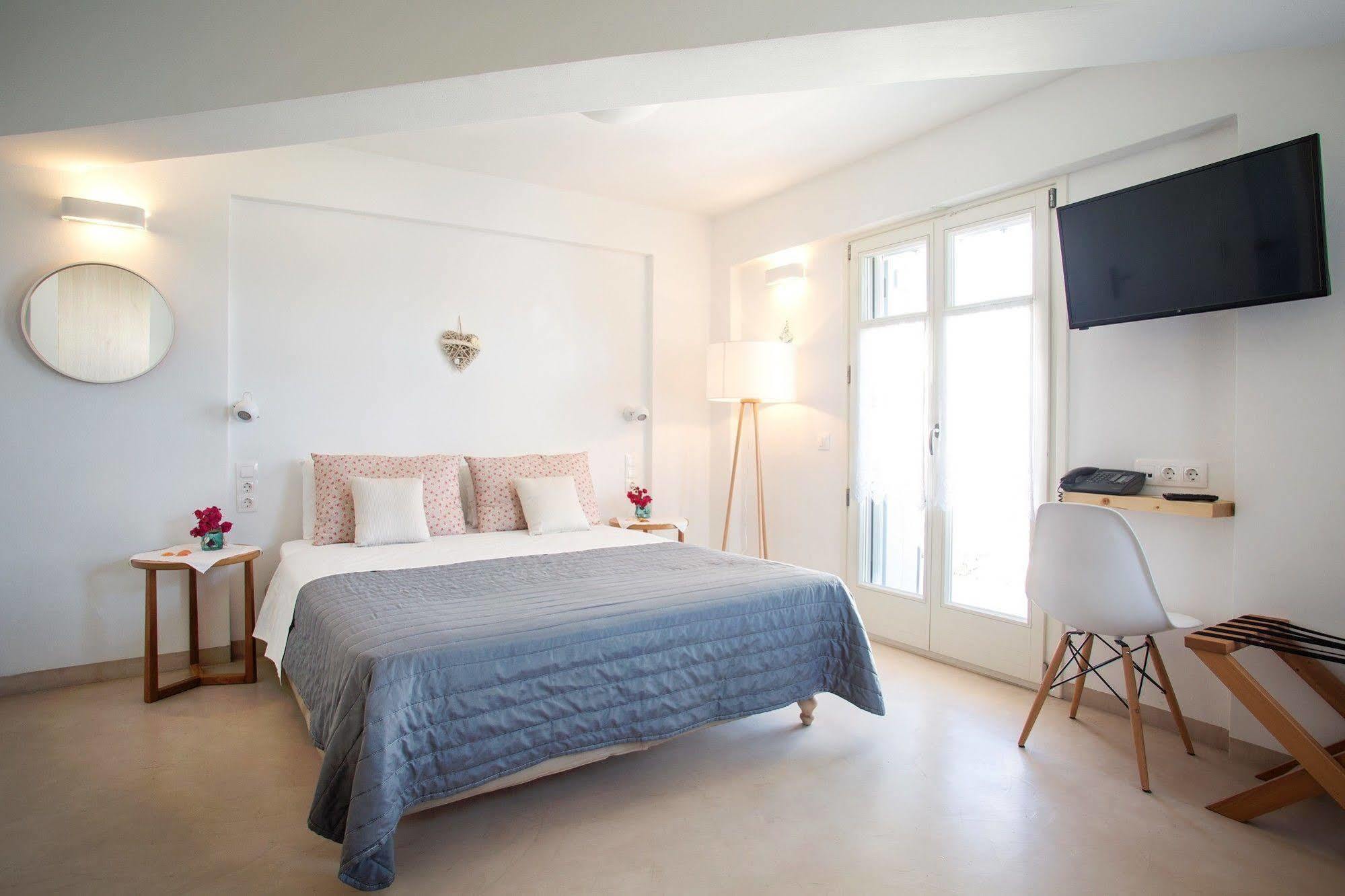 Anemomiloi Aparthotel Andros Town
