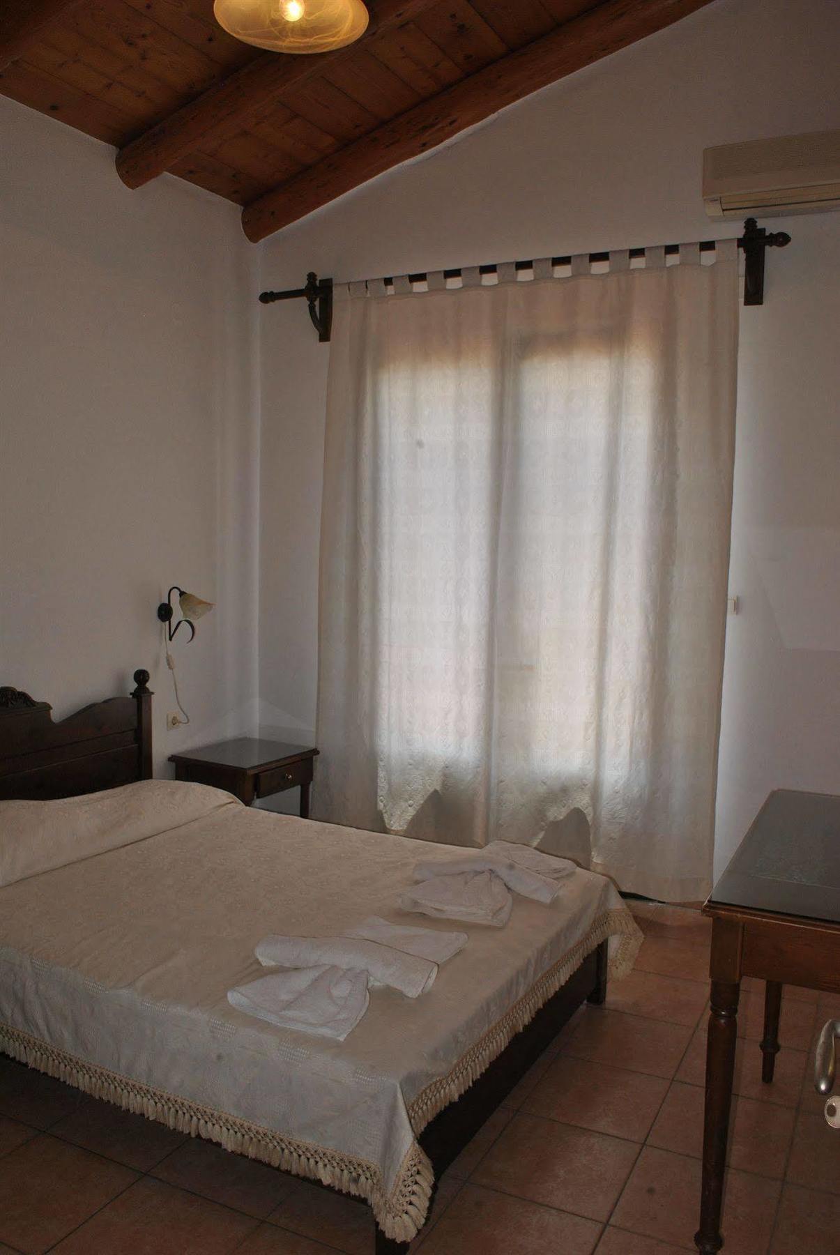 Skandalis Traditional Apartment