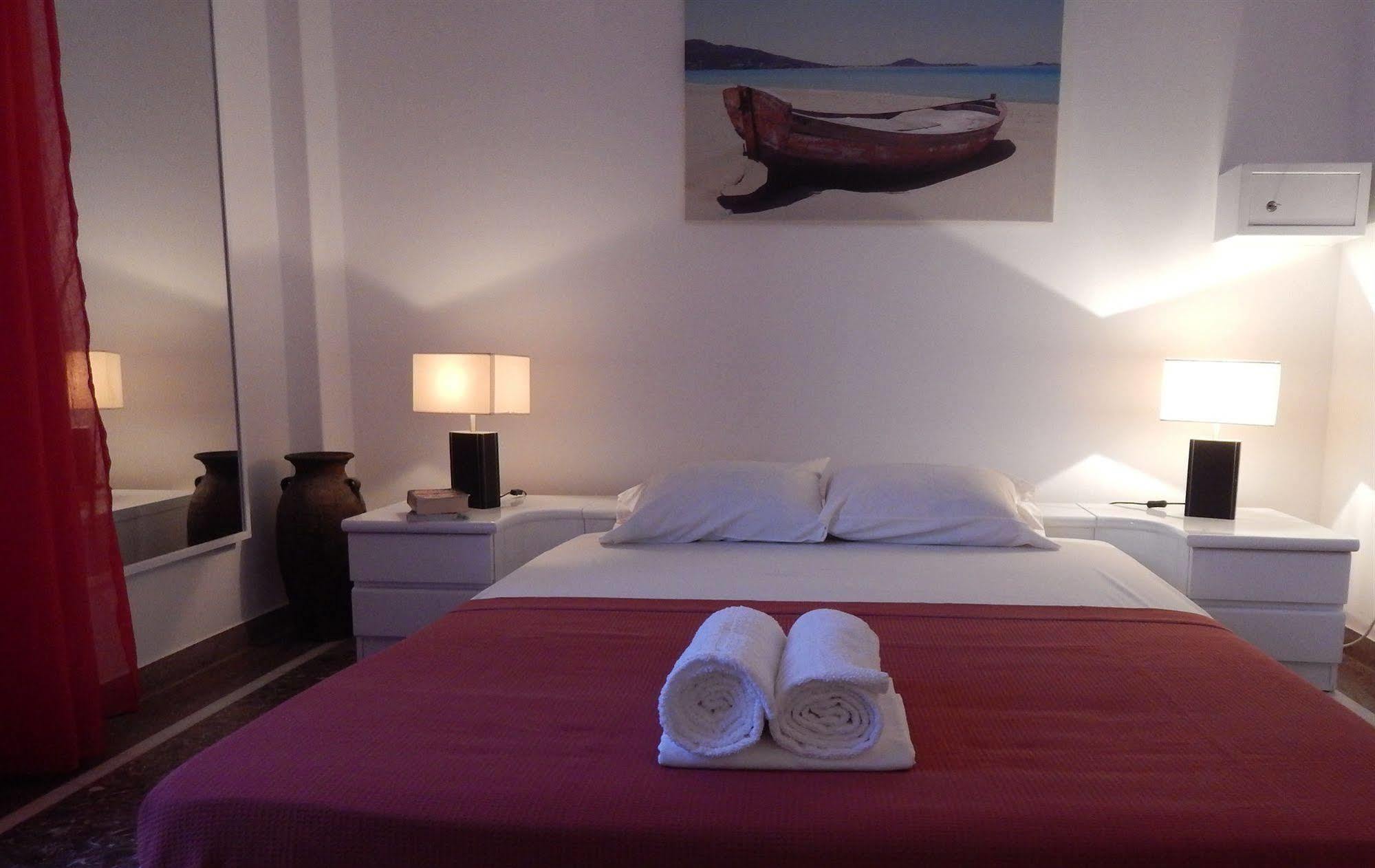Helmos 2* Naxos City