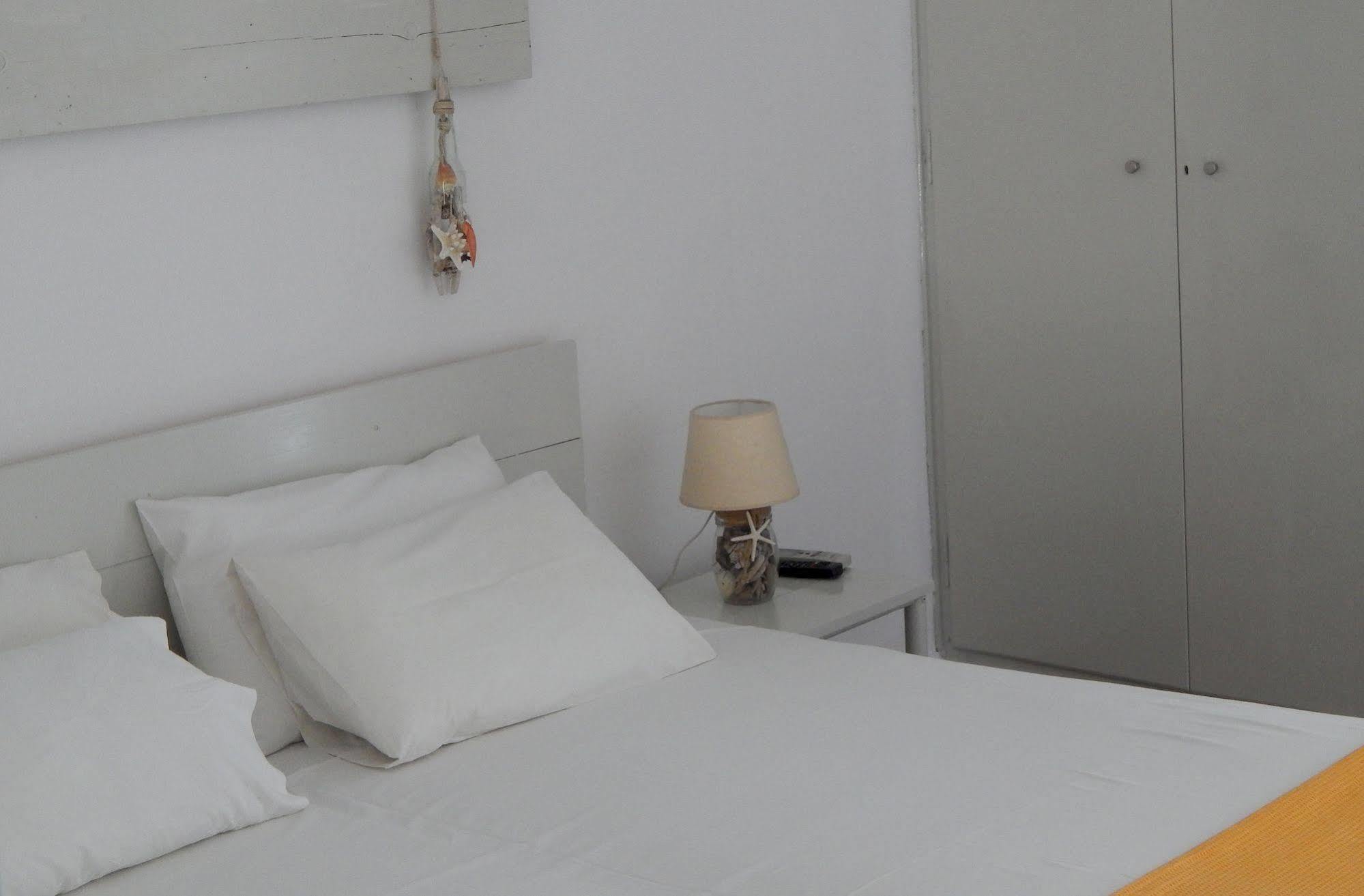 Helmos 2* Naxos City