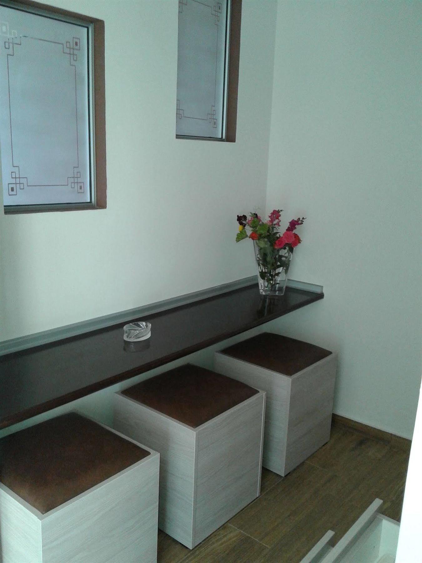 Karavos Aparthotel 2*