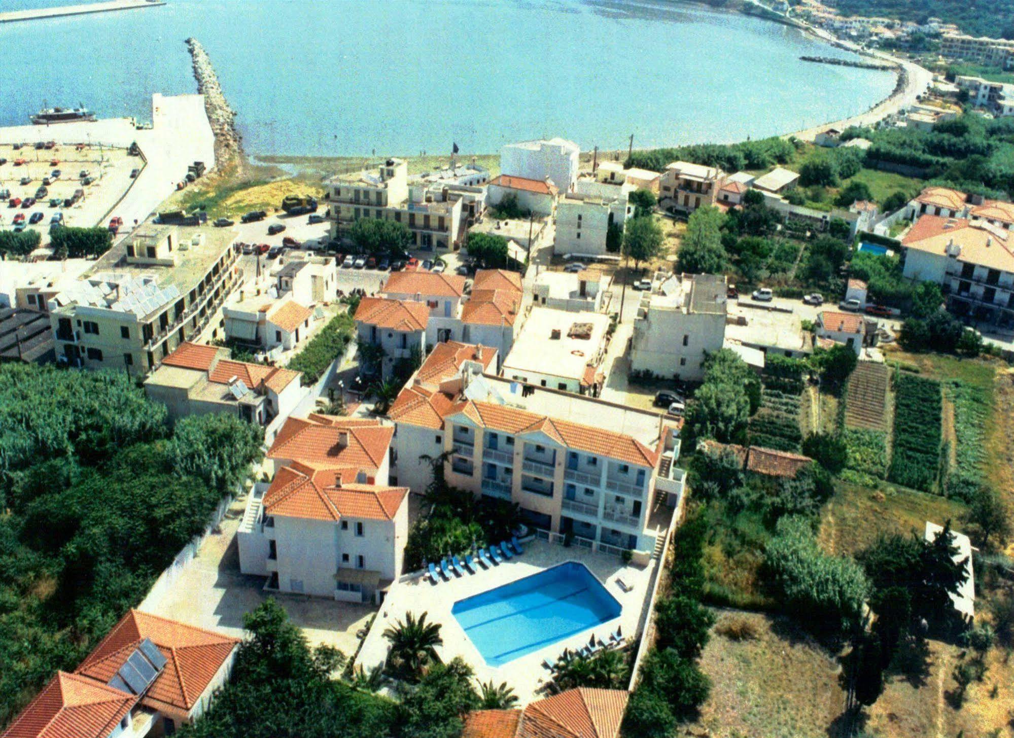 Dolphin Hotel Skopelos Town