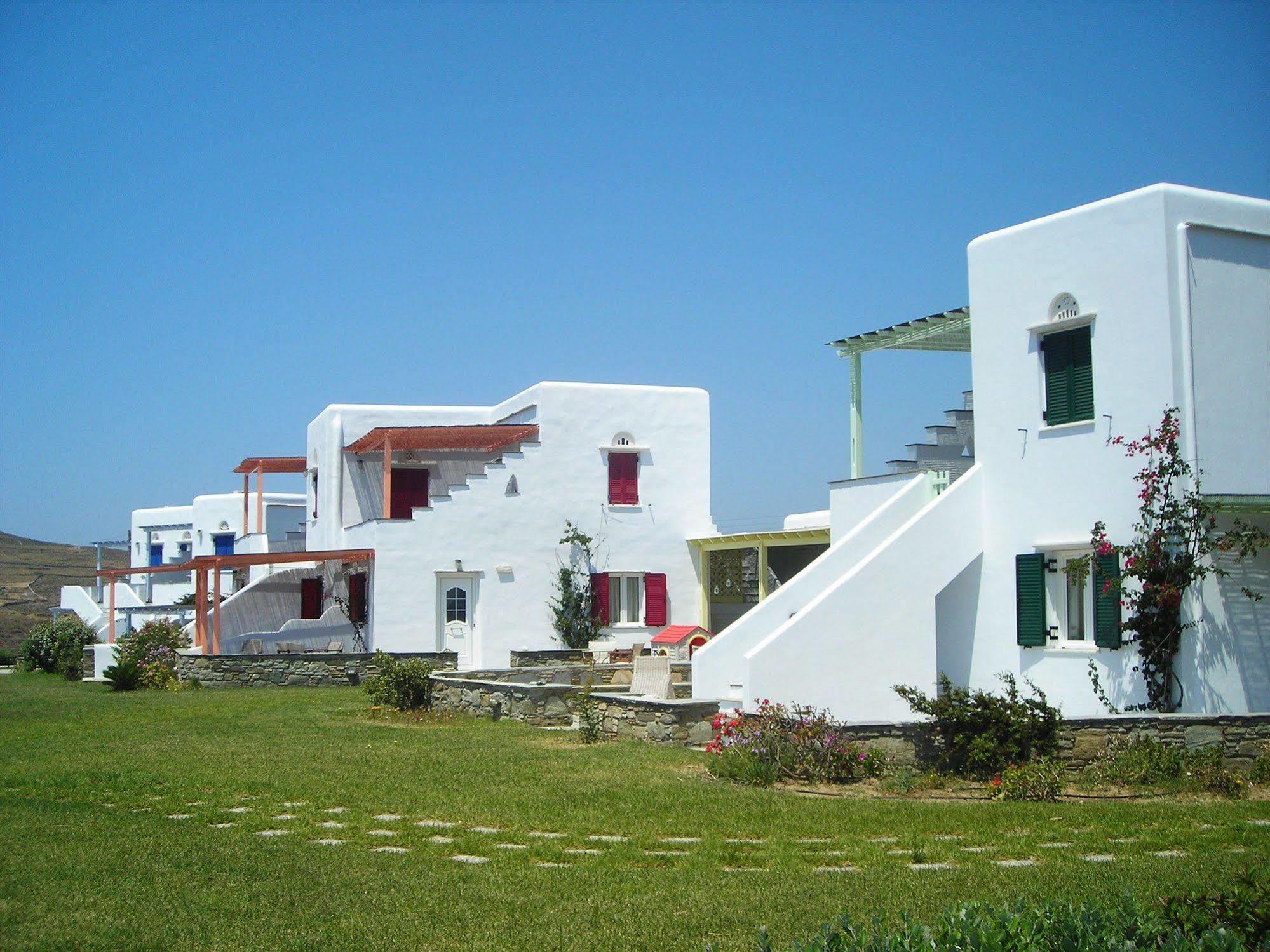Anemologio Aparthotel 2*