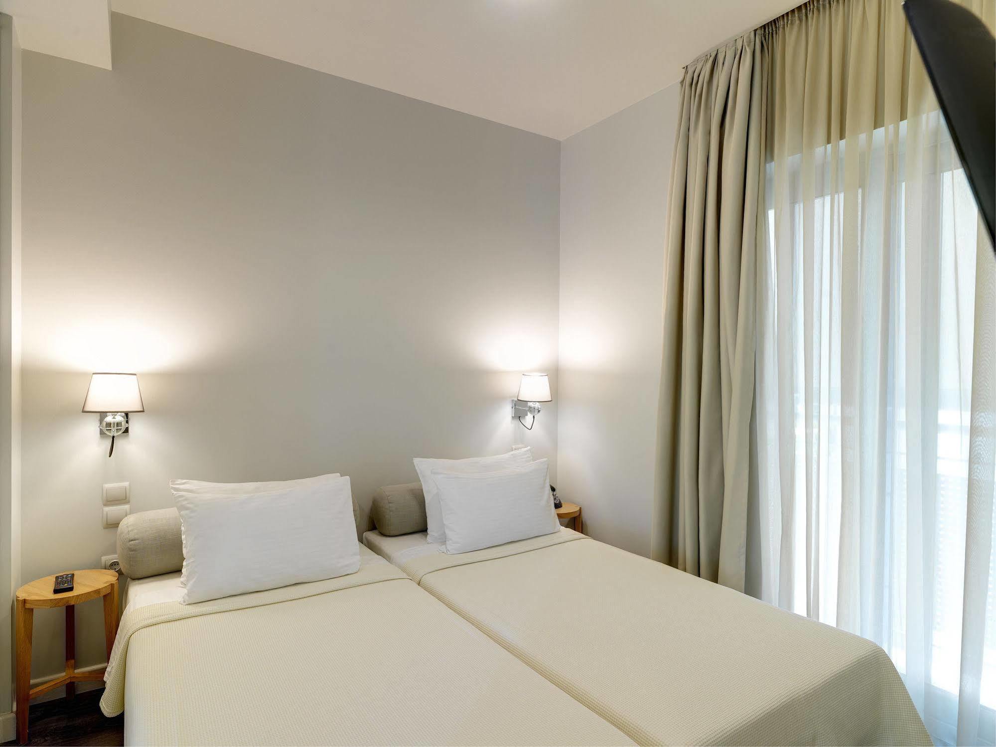 Hotel Phidias Piraeus