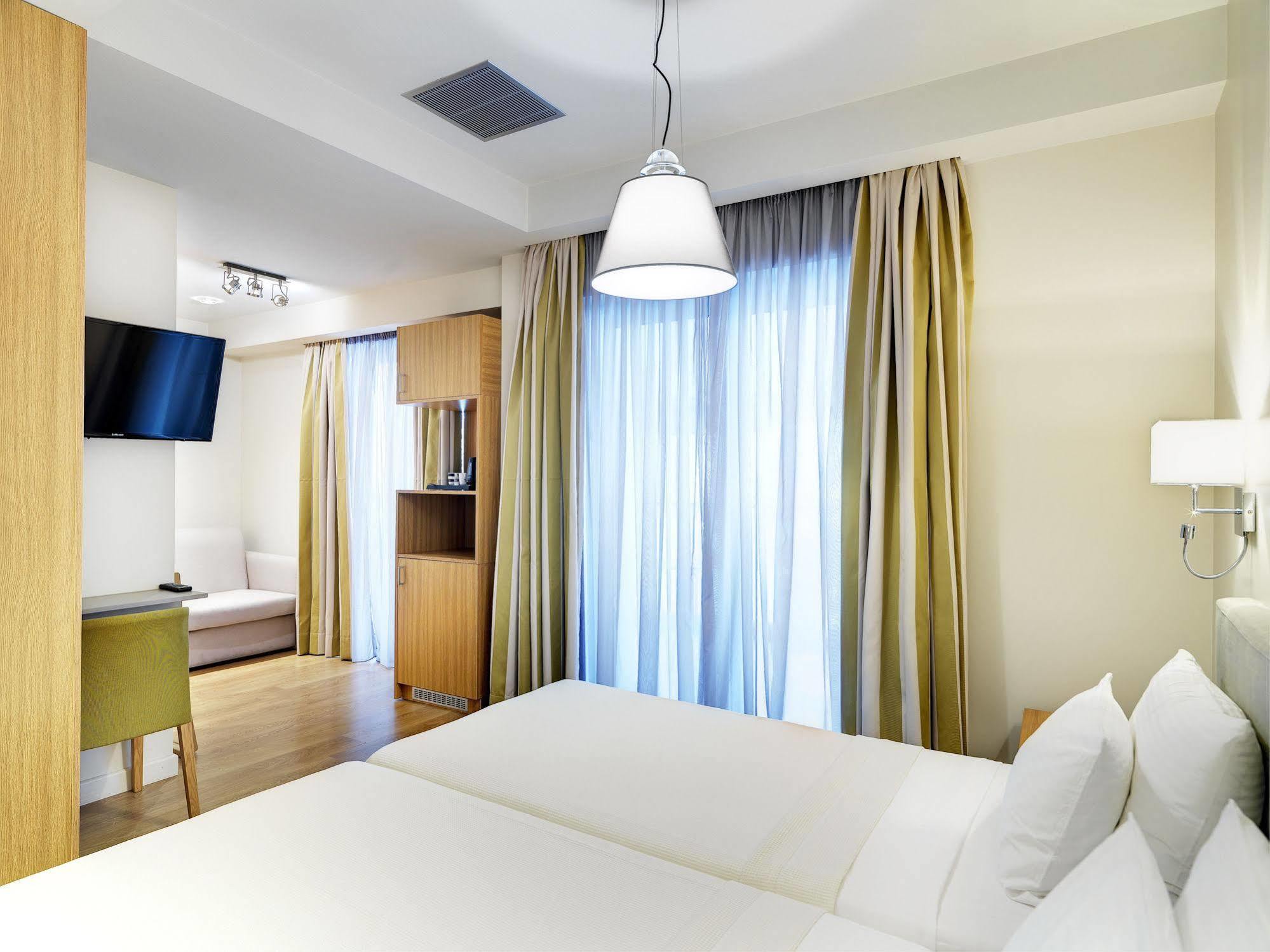 Phidias Hotel Piraeus
