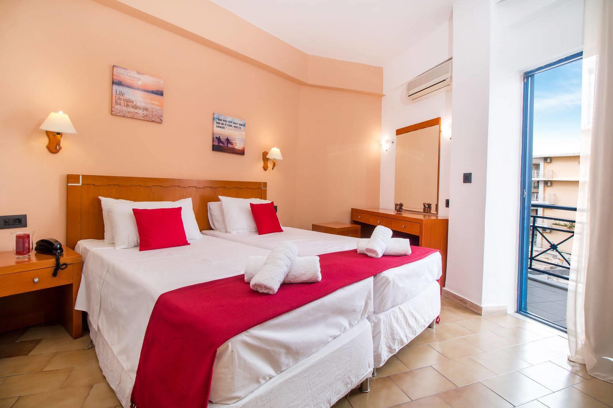Kahlua Aparthotel 2*