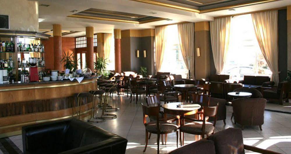 Hotel Kouros