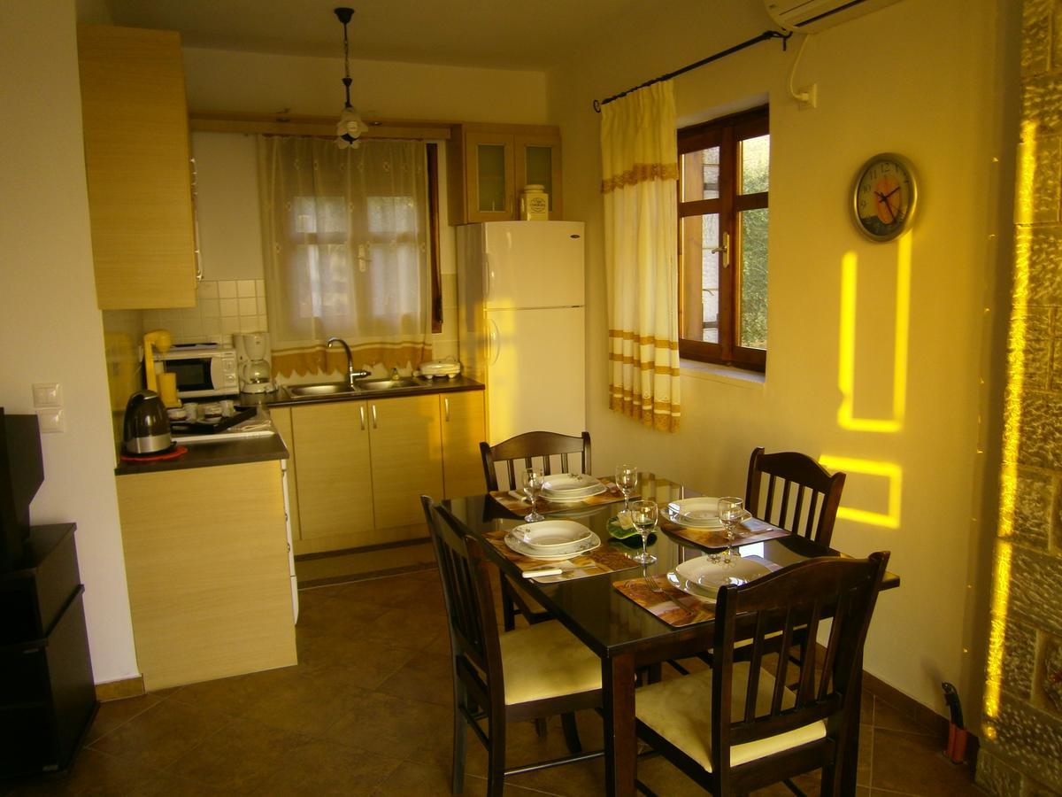 Atha-tina:traditional Stone Homes Holiday home Agios Nikolaos (Mani)