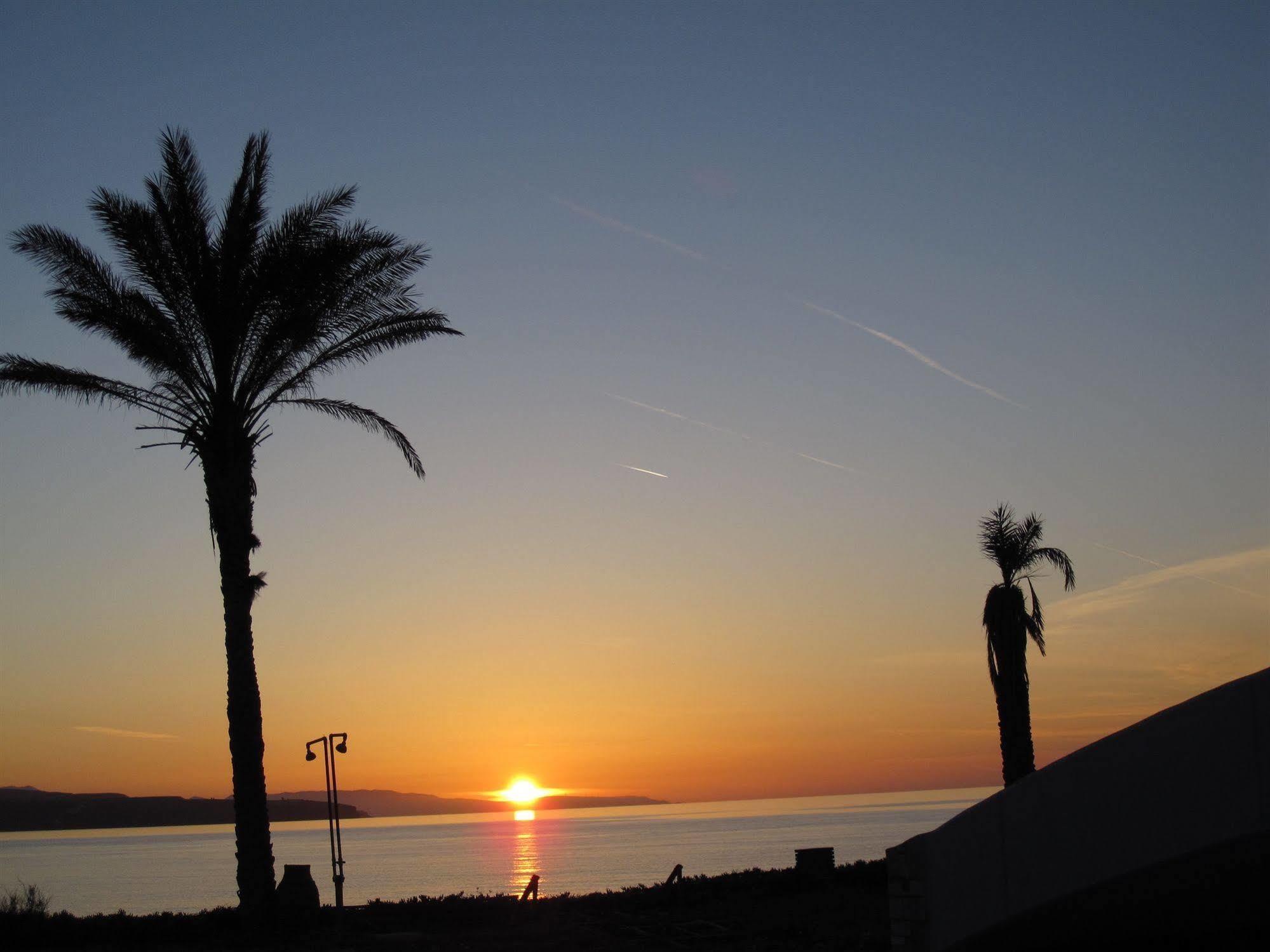 Dionysos Authentic & Village Aparthotel 3*