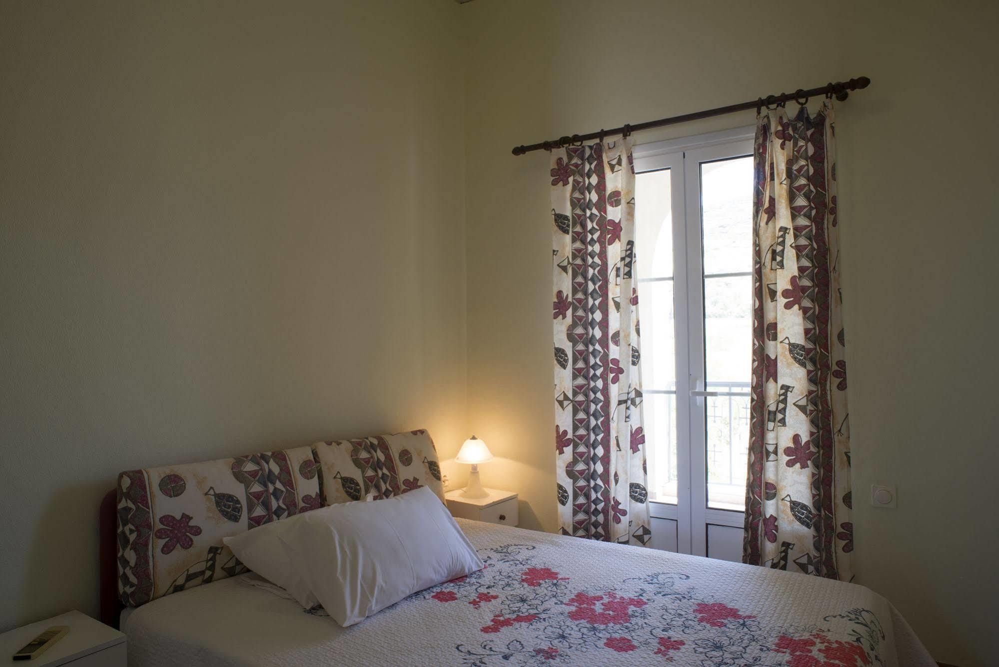 Dionysos Authentic & Village Aparthotel Agia Fotia (Sitia)