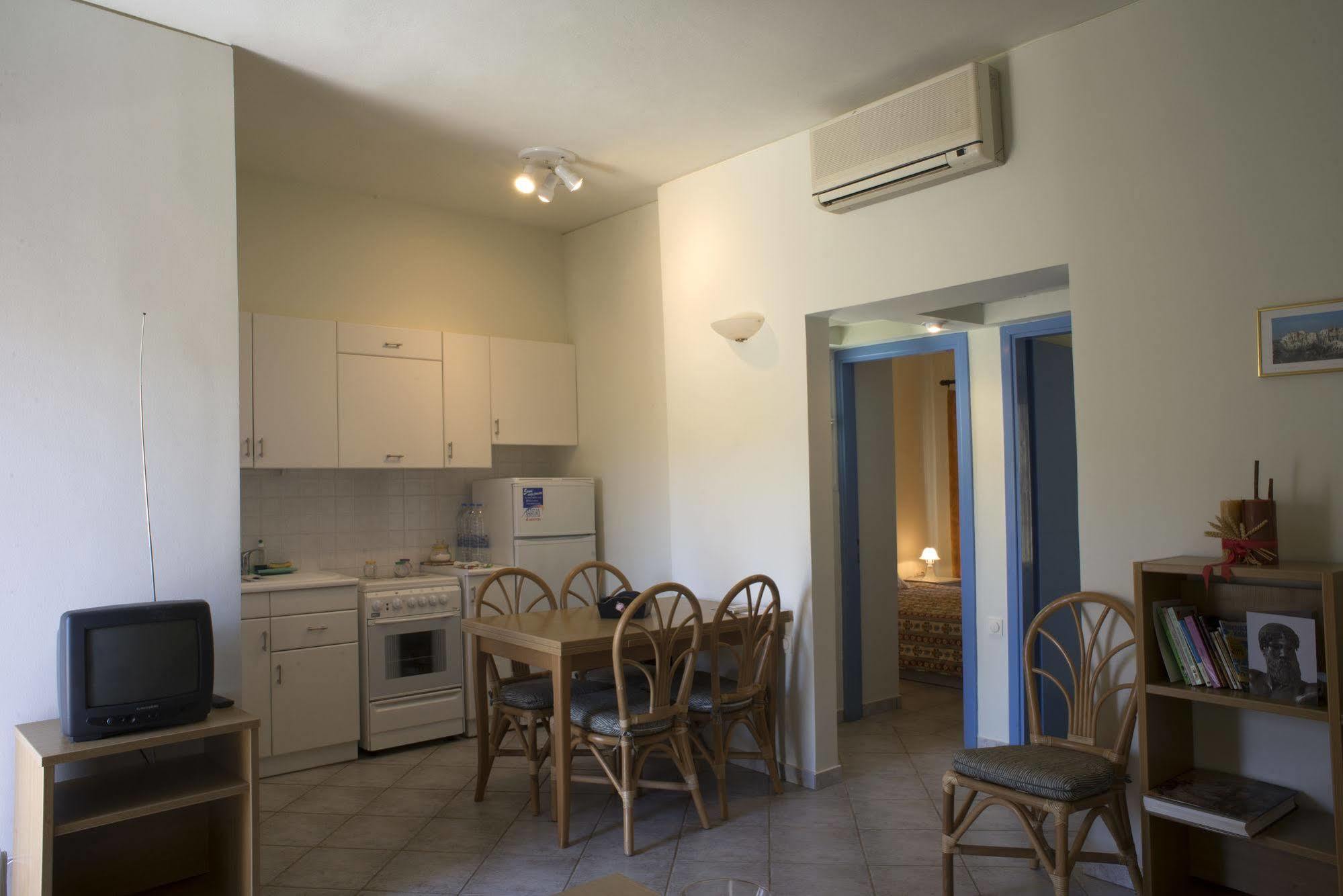Aparthotel Dionysos Authentic & Village