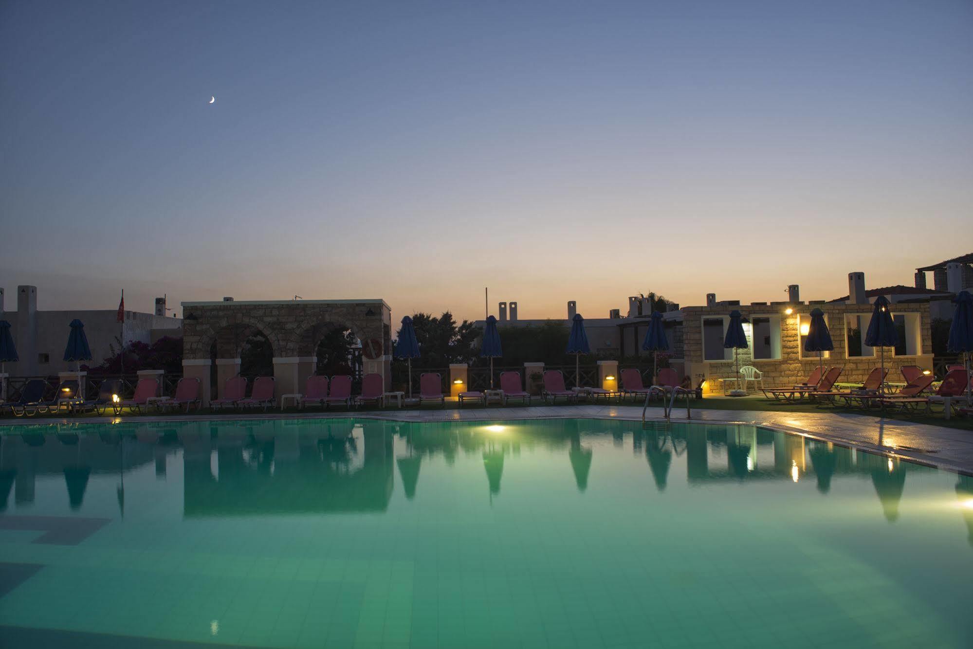 Dionysos Authentic & Village Aparthotel