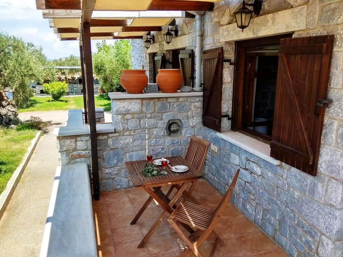 Atha-tina:traditional Stone Homes Holiday home *