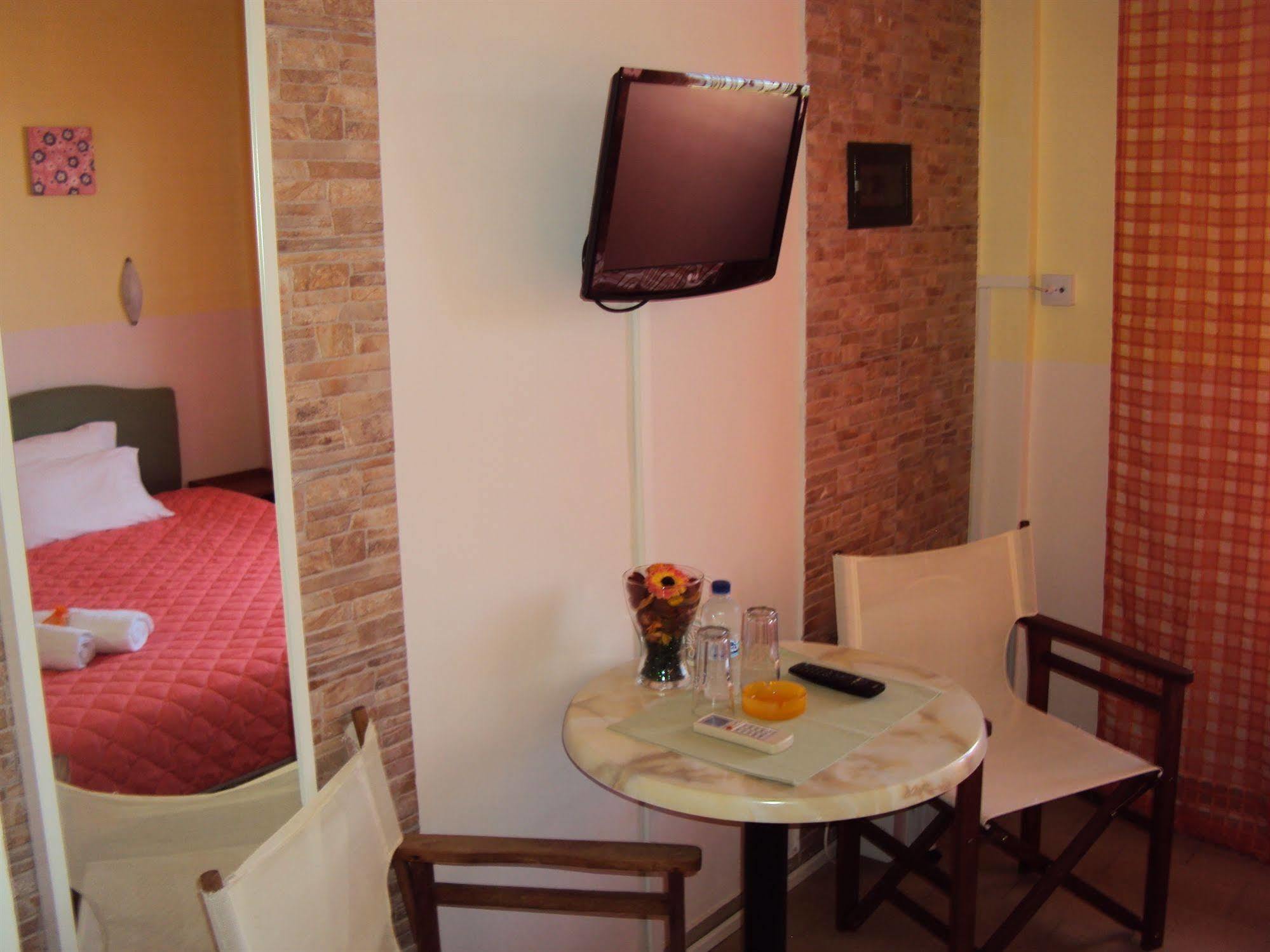 Aliki Beach Aparthotel 3*