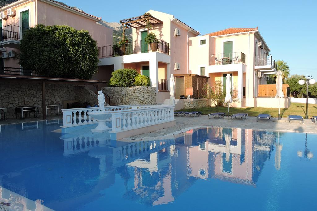 Aristomenis Studios Aparthotel *